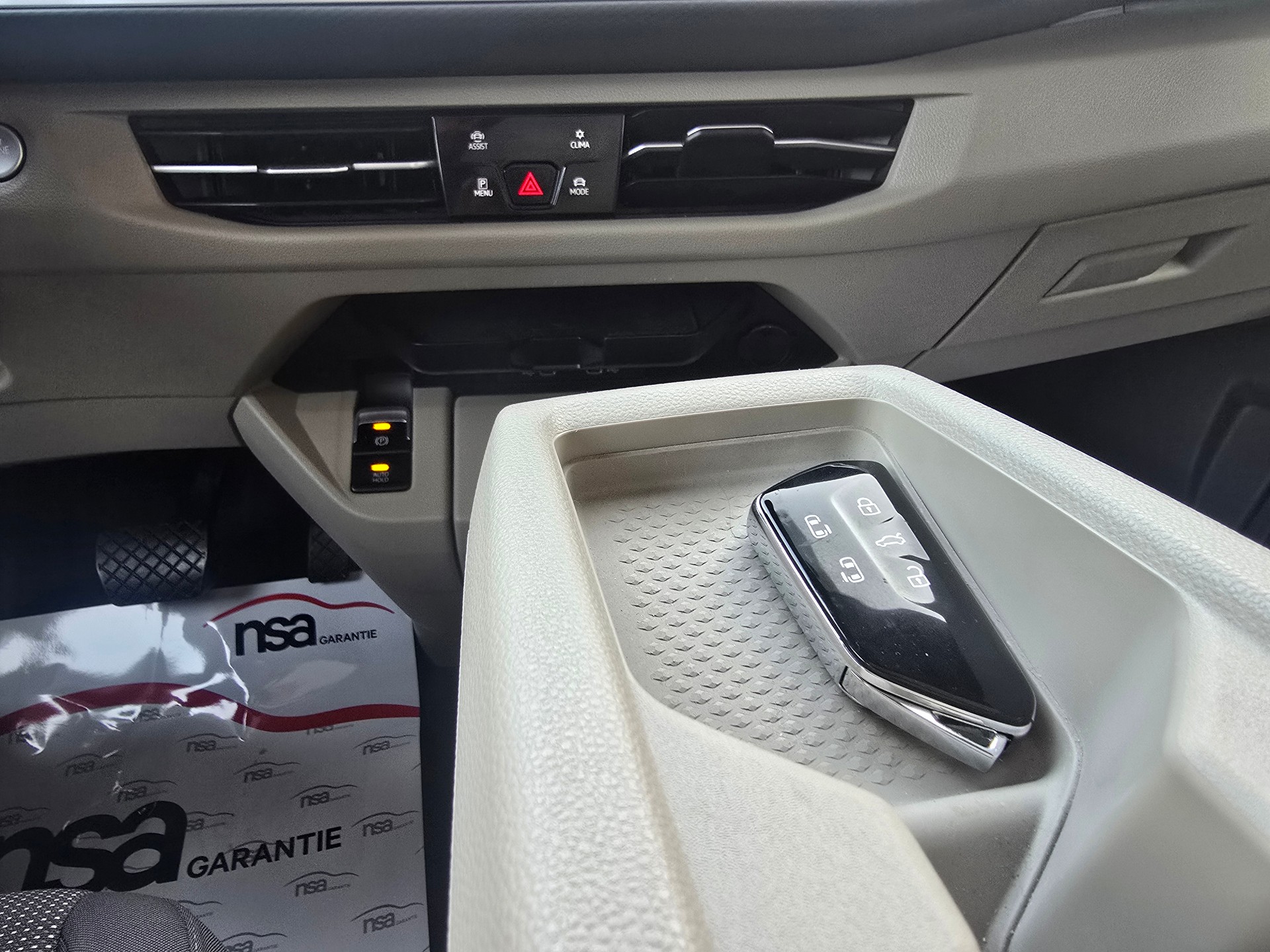 VW Multivan 1.4 eHybrid Life Energetic DSG-image-27