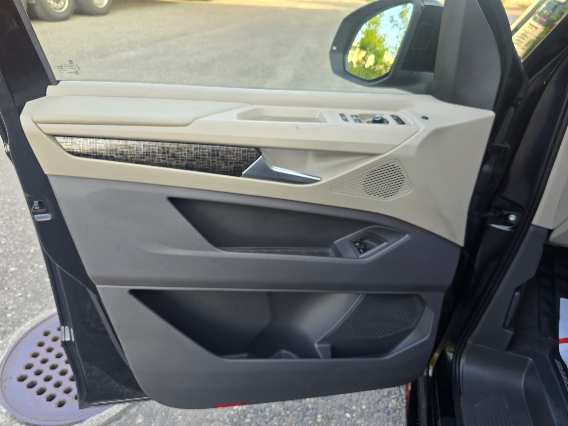 VW Multivan 1.4 eHybrid Life Energetic DSG-image-11