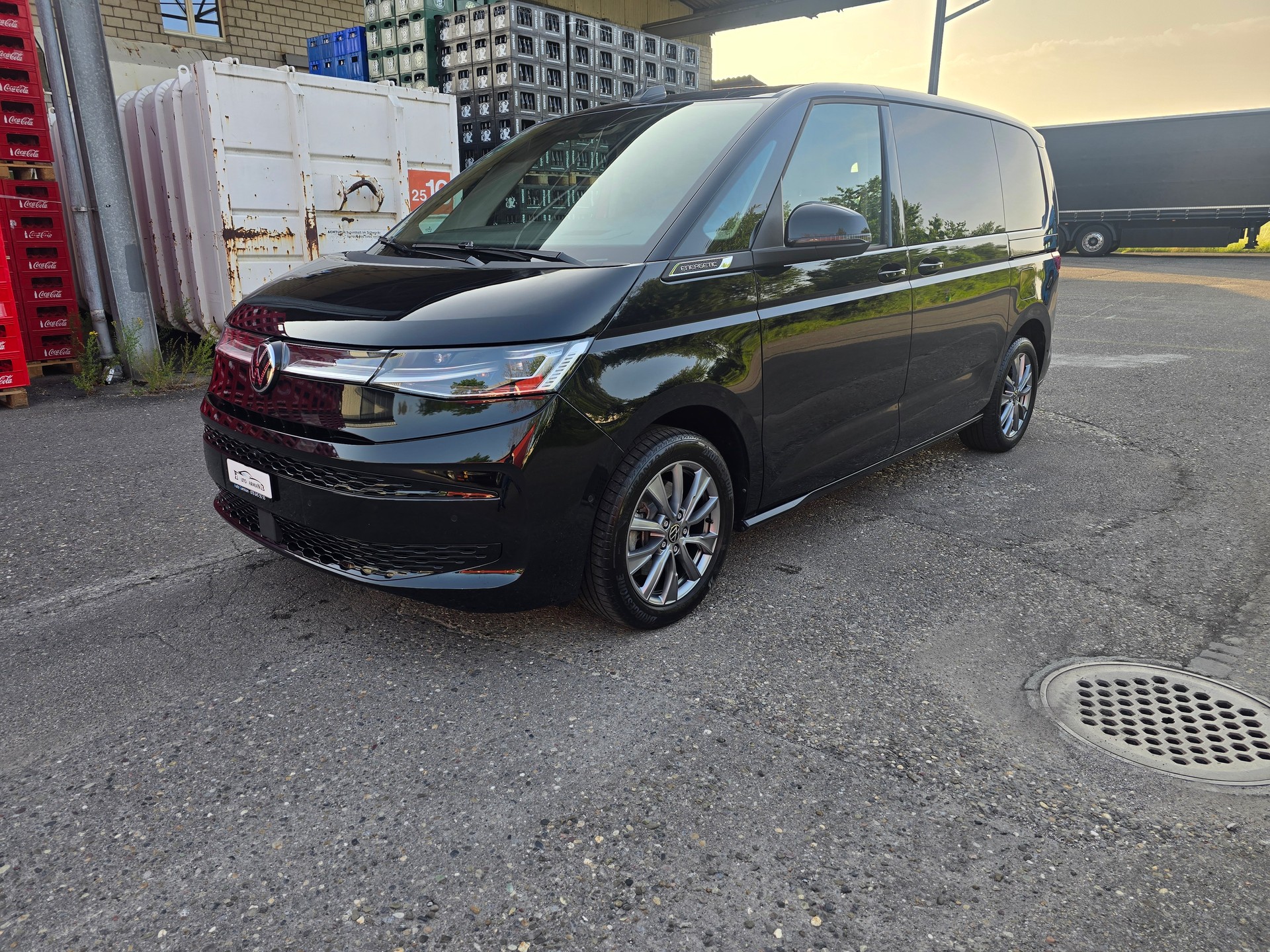 VW Multivan 1.4 eHybrid Life Energetic DSG-showroom-element-2