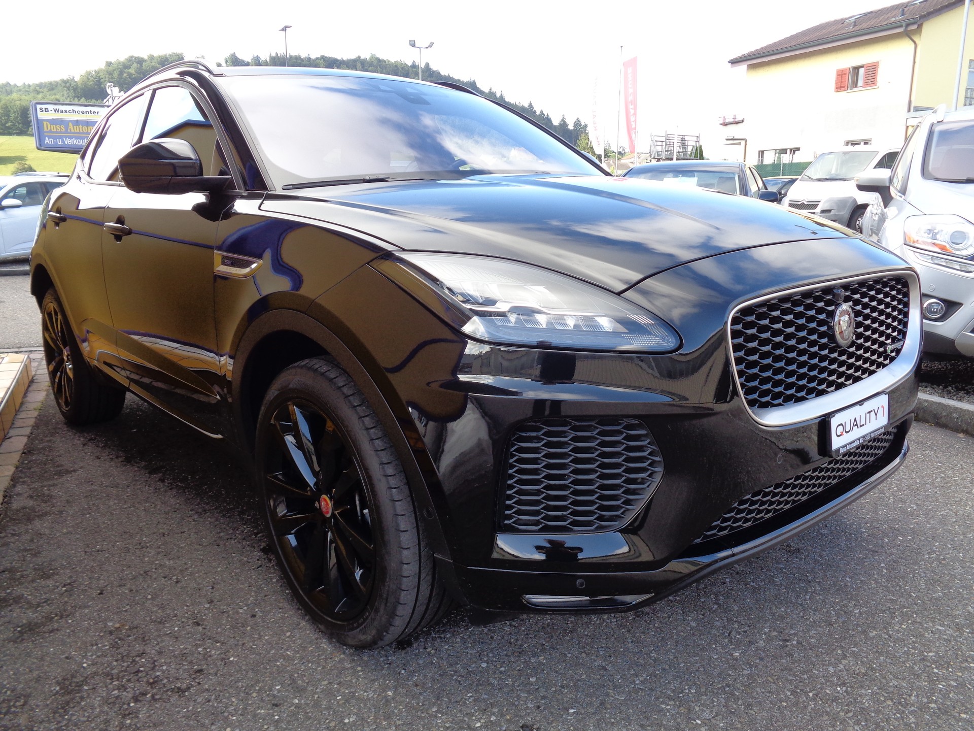 JAGUAR E-Pace 2.0 P250 R-Dynamic SE AWD Automatik-showroom-element-3