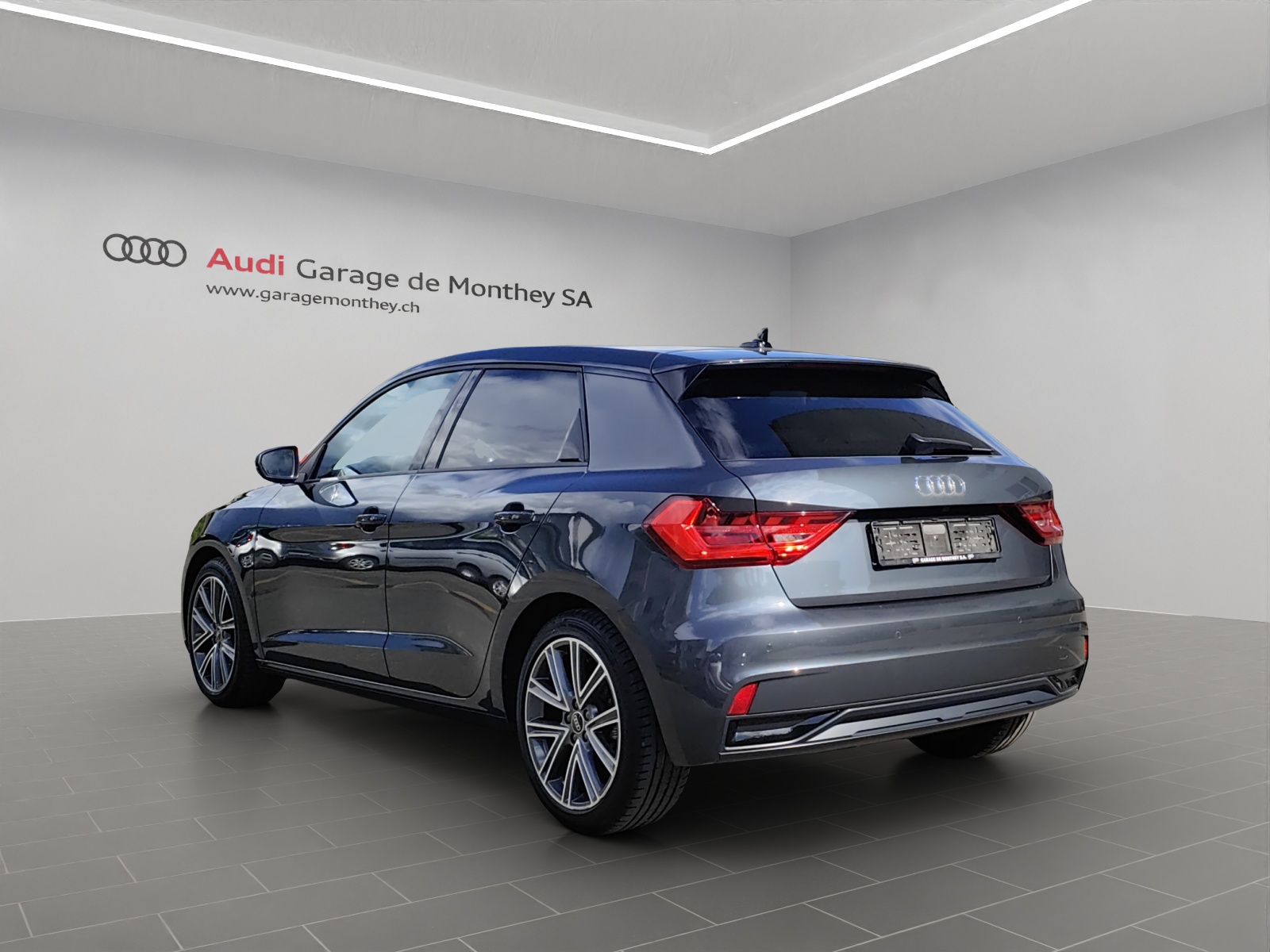 AUDI A1 Sportback 30 TFSI advanced Attraction-showroom-element-2