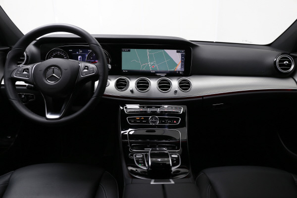 Image MERCEDES-BENZ E-200 E 200 Avantgarde 4 Matic