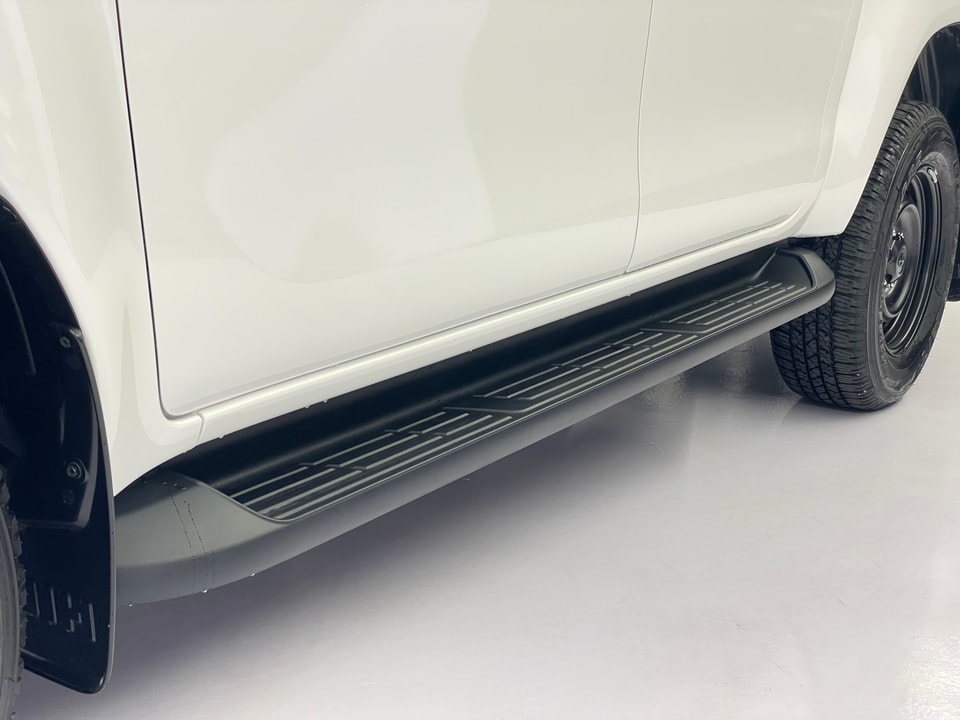 Hilux Double Cab 2.4 D 175 Comfort 4x4