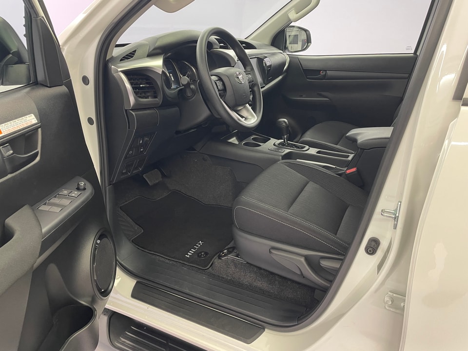 Hilux Double Cab 2.4 D 175 Comfort 4x4