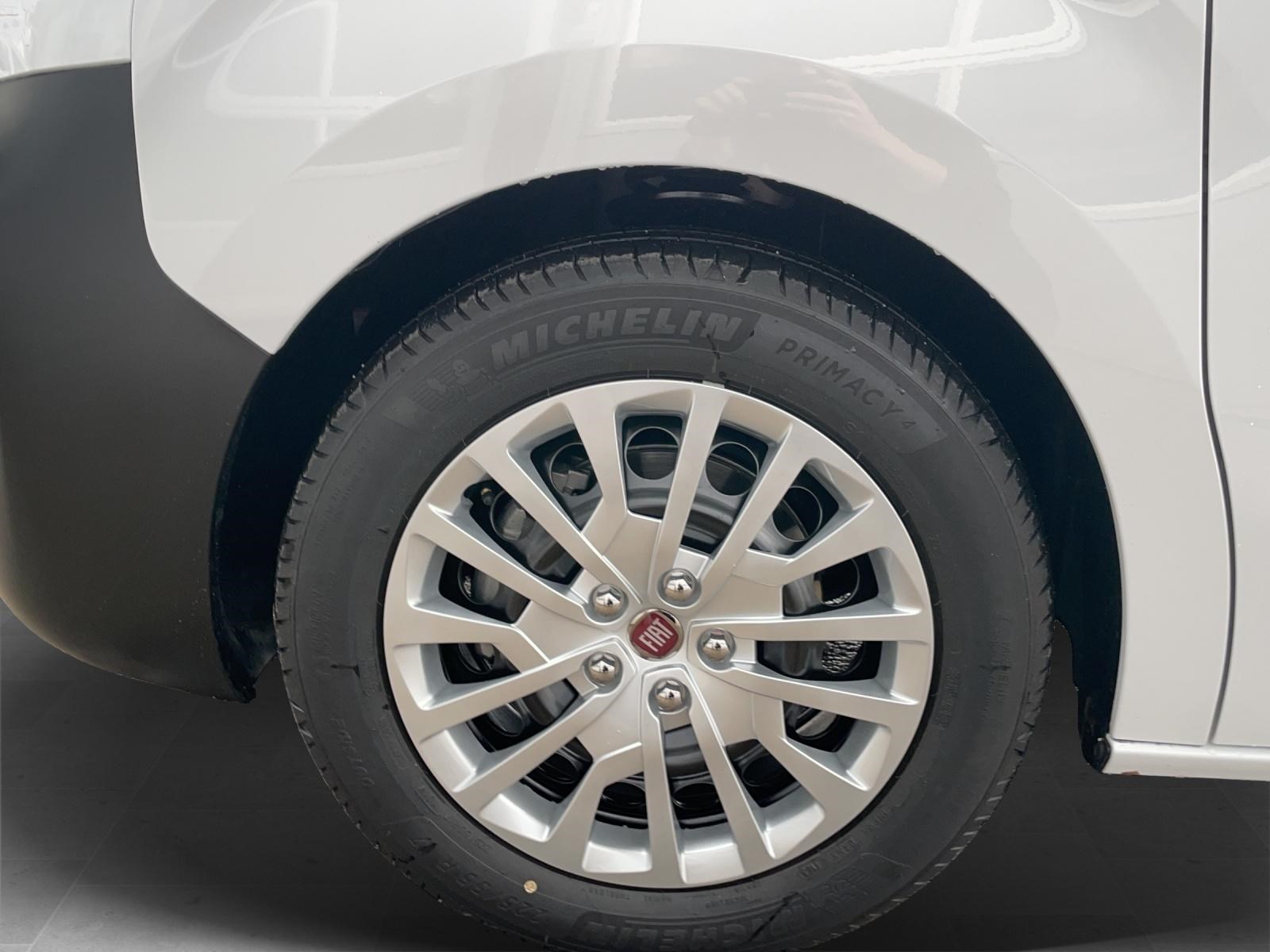 FIAT Scudo Kombi L3 2.0 Multijet 180 Swiss Plus 9-image-5