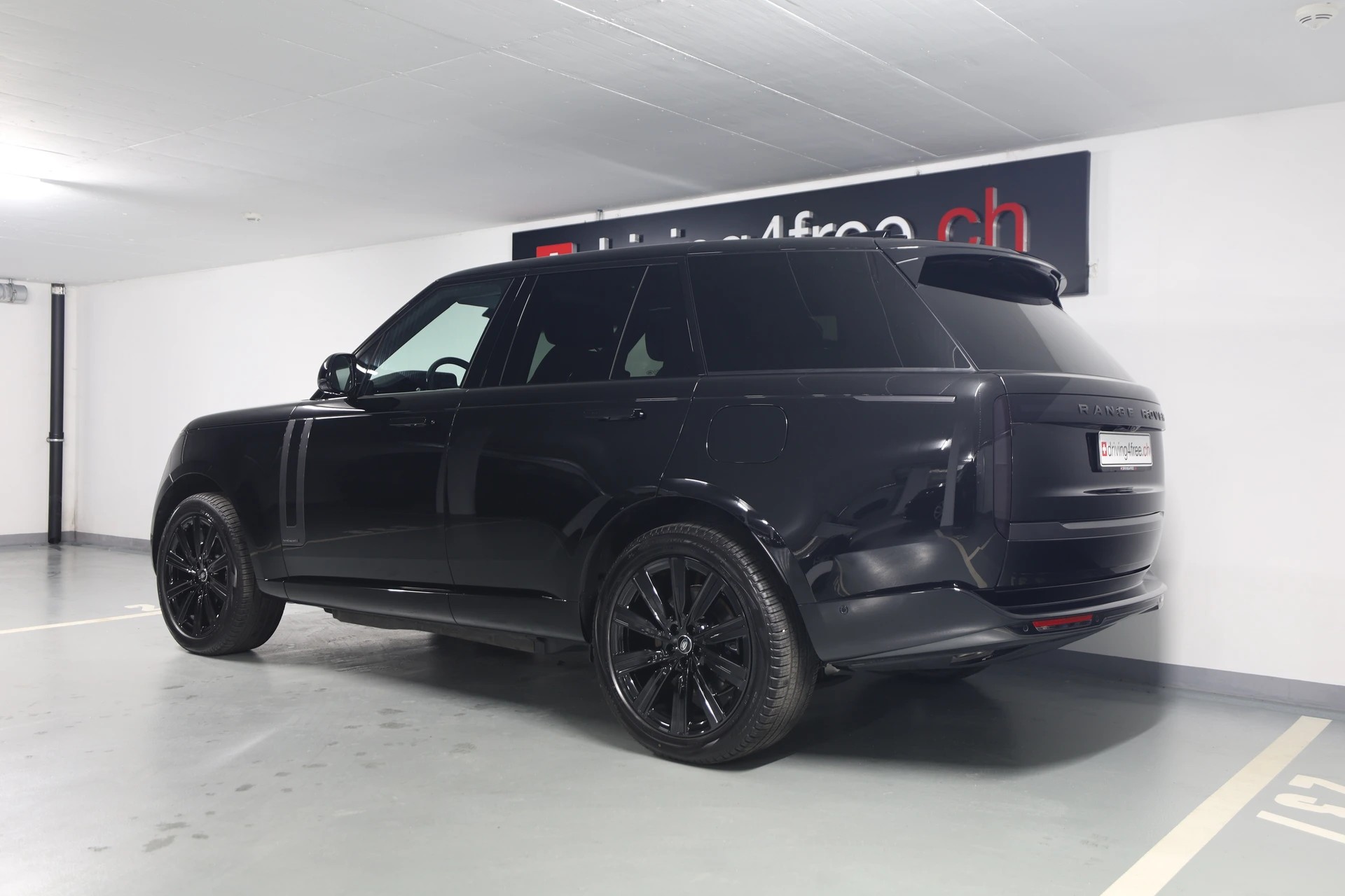 LAND ROVER Range Rover P400 I6 3.0 MHEV Autobiography Automatic-showroom-element-2