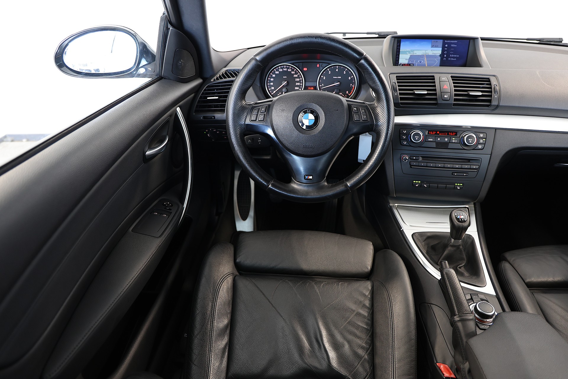 BMW 130i M-Sport-image-11