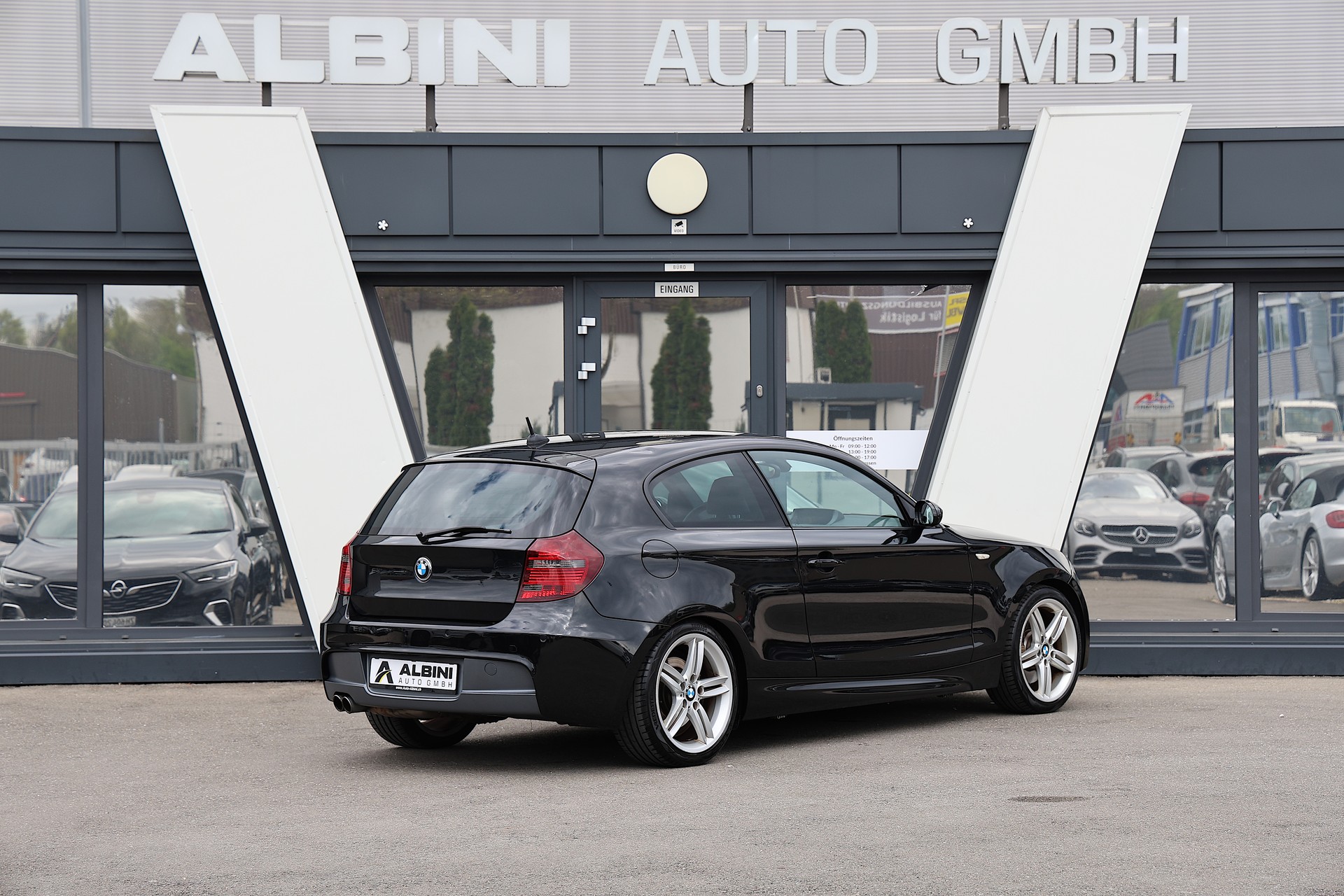 BMW 130i M-Sport-image-2