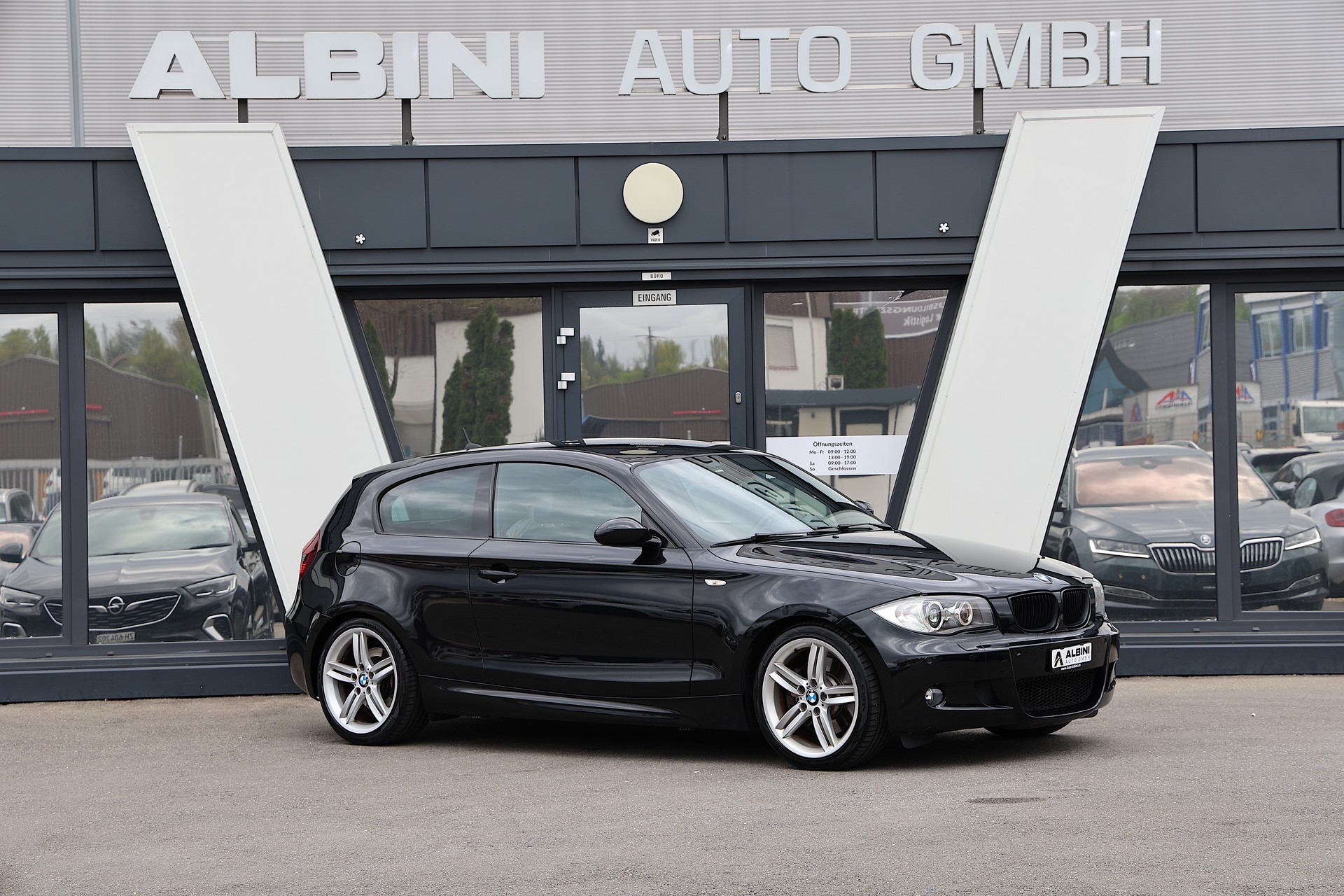 BMW 130i M-Sport-image-1