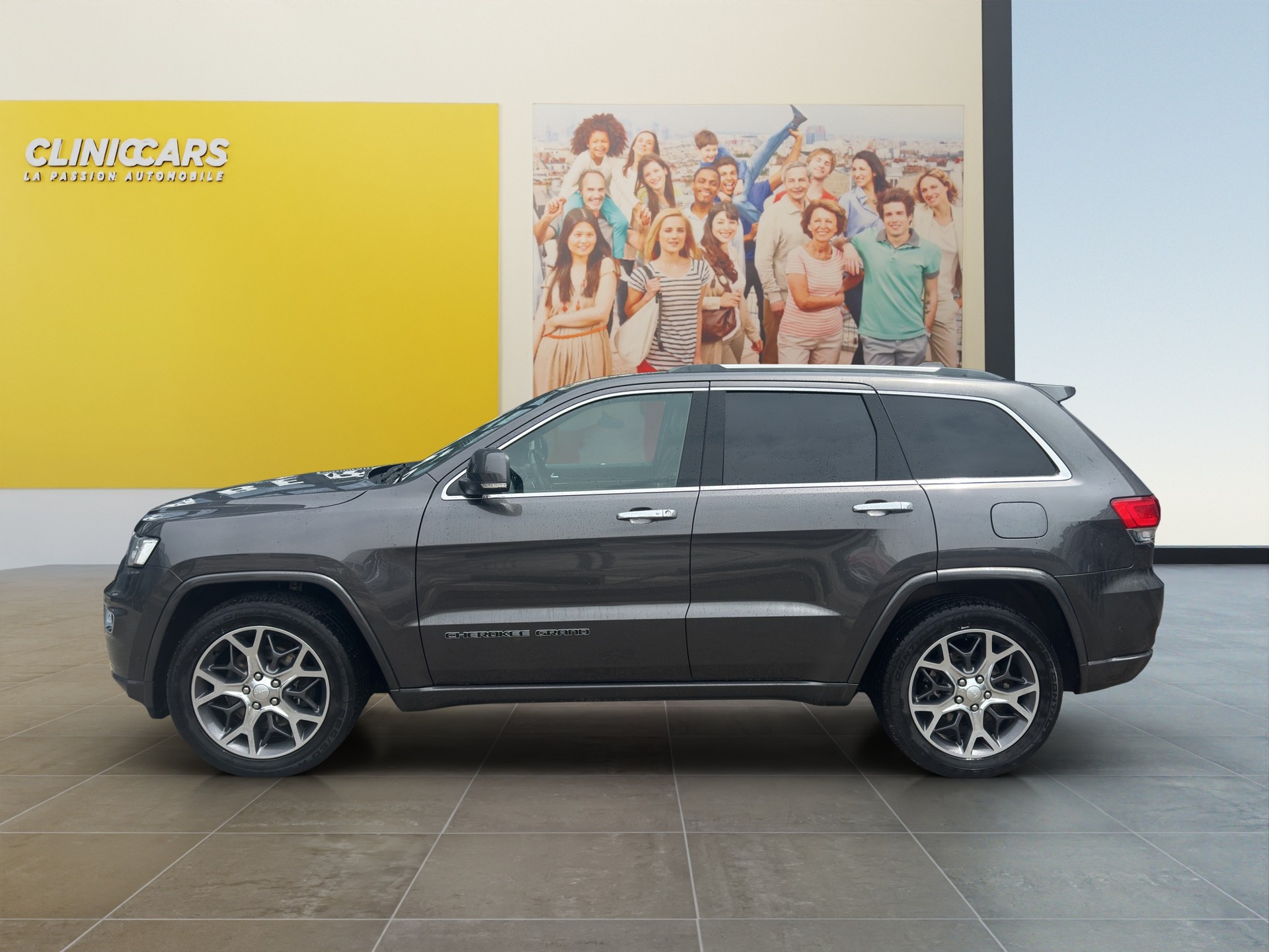 JEEP Grand Cherokee 3.0 CRD Overland Automatic-showroom-element-1