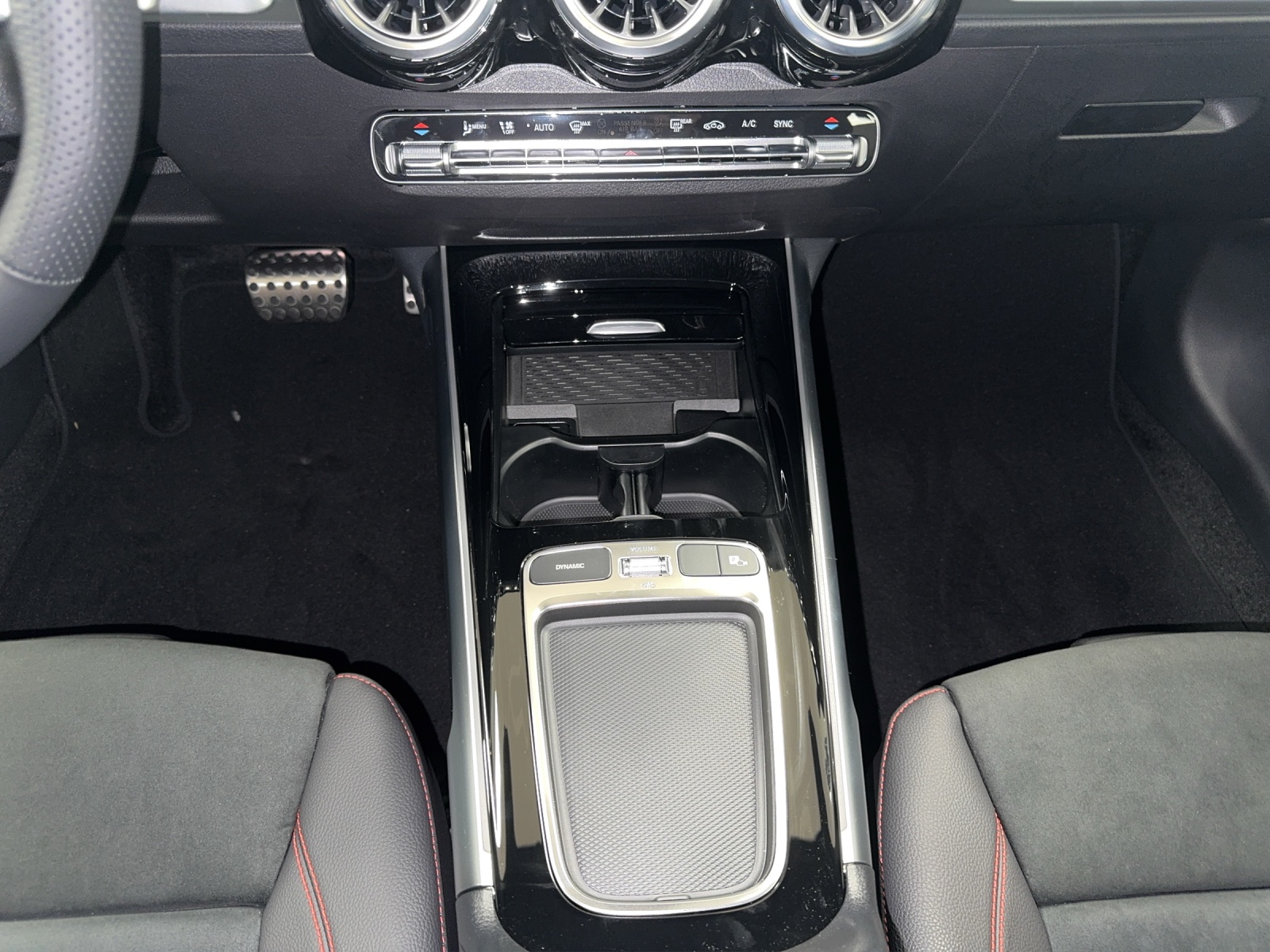 Image MERCEDES-BENZ GLB-250 GLB 250 4Matic 8G-Tronic