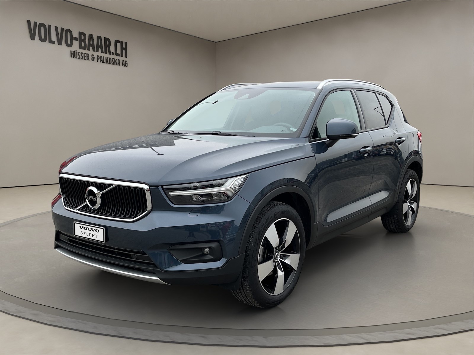 VOLVO XC40 1.5 T2 Momentum