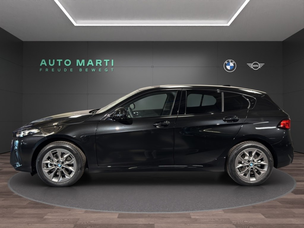 BMW 116 Steptronic-showroom-element-1