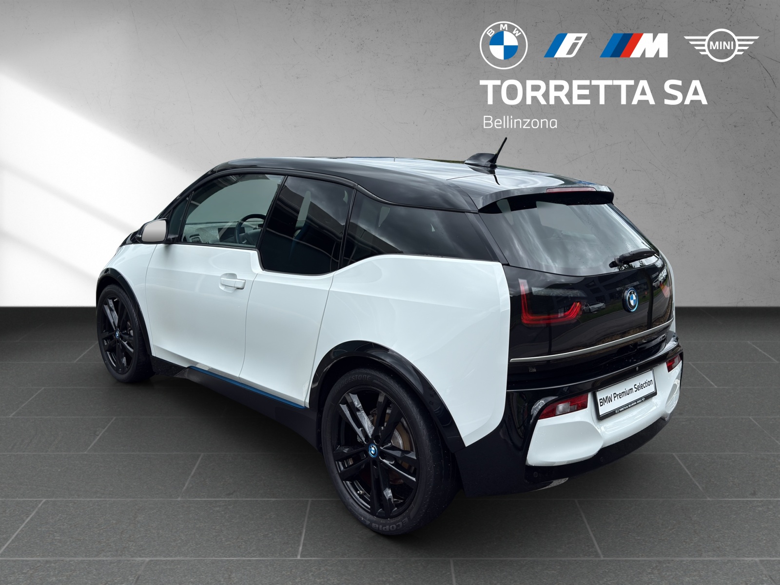 BMW i3s (120Ah)-showroom-element-2