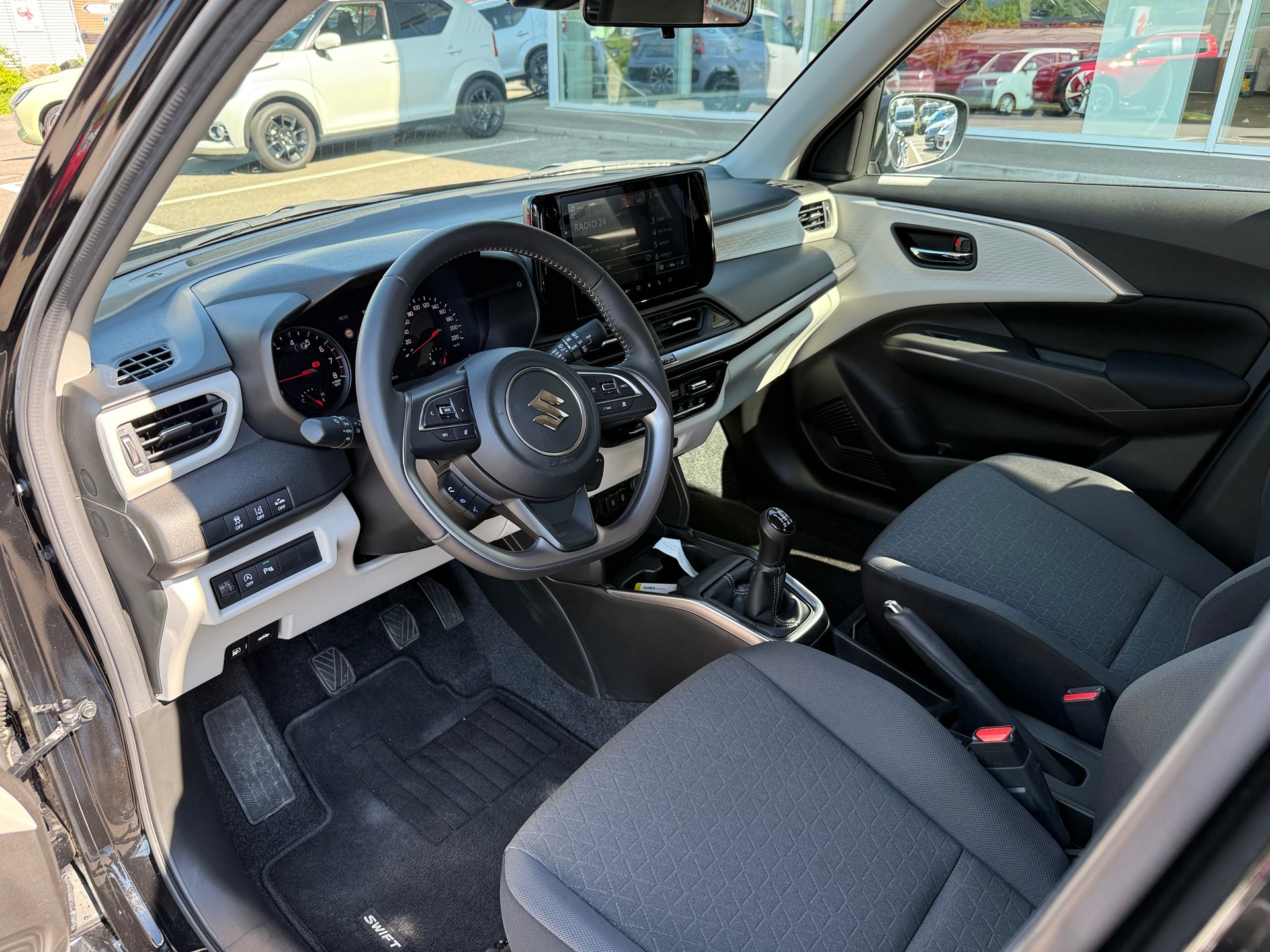 SUZUKI Swift 1.2 1st Edition Top Hybrid 4x4 Finanzierung OHNE Zins möglich-image-6