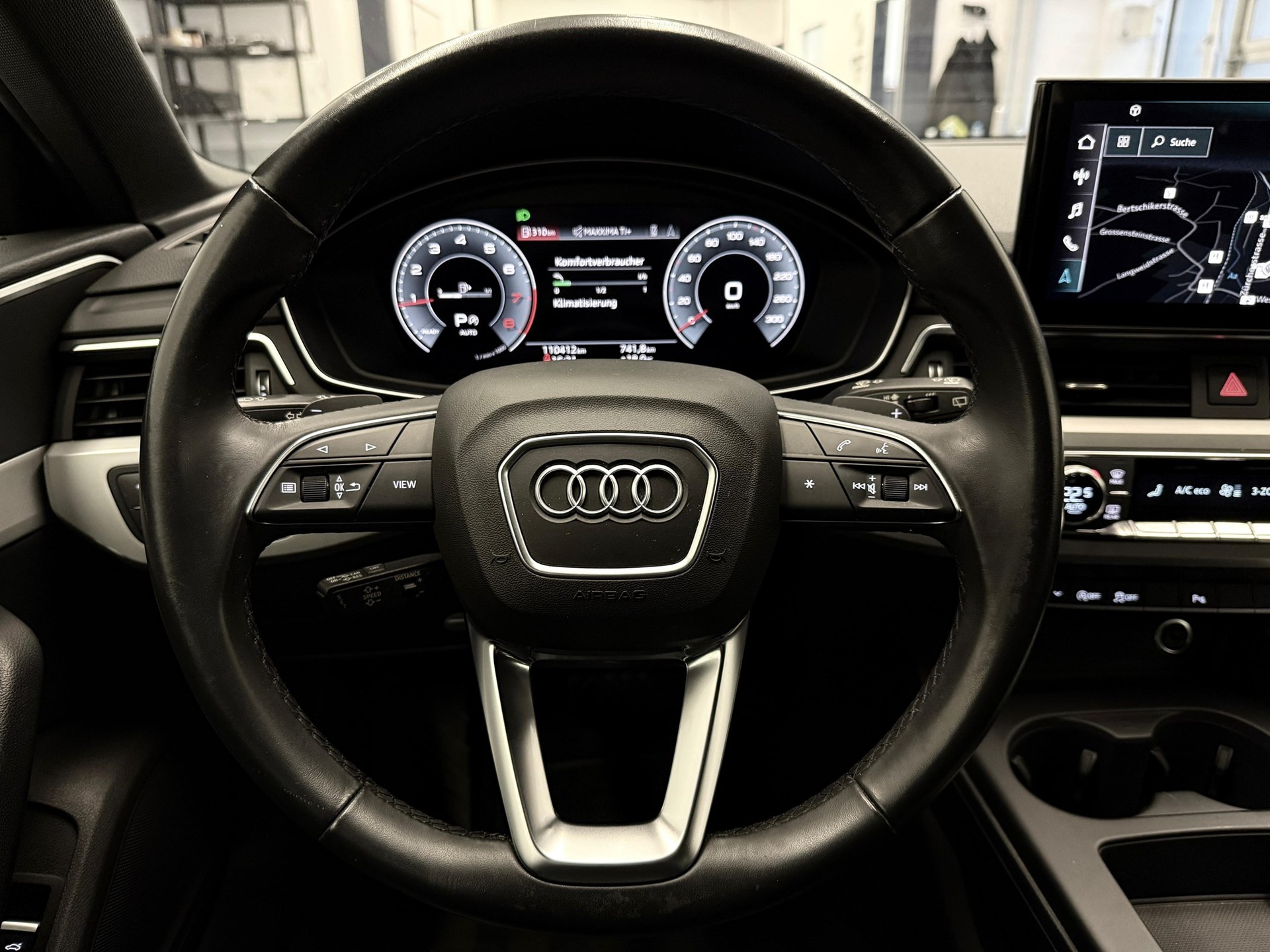 AUDI A4 Avant 2.0 45 TFSI S Line quattro S-Tronic-image-8