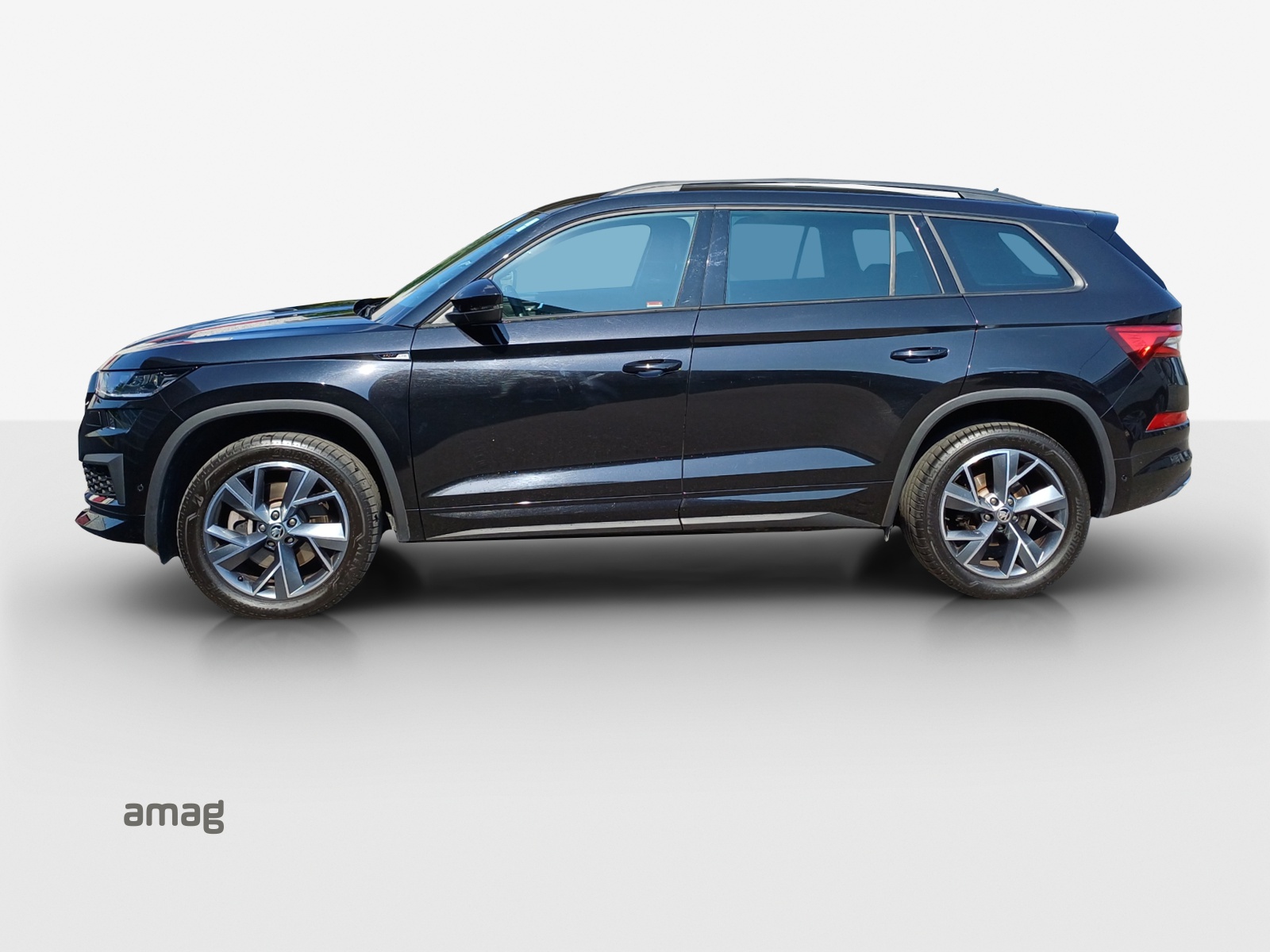 SKODA Kodiaq 2.0 TDI CR SportLine 4x4 DSG-showroom-element-2