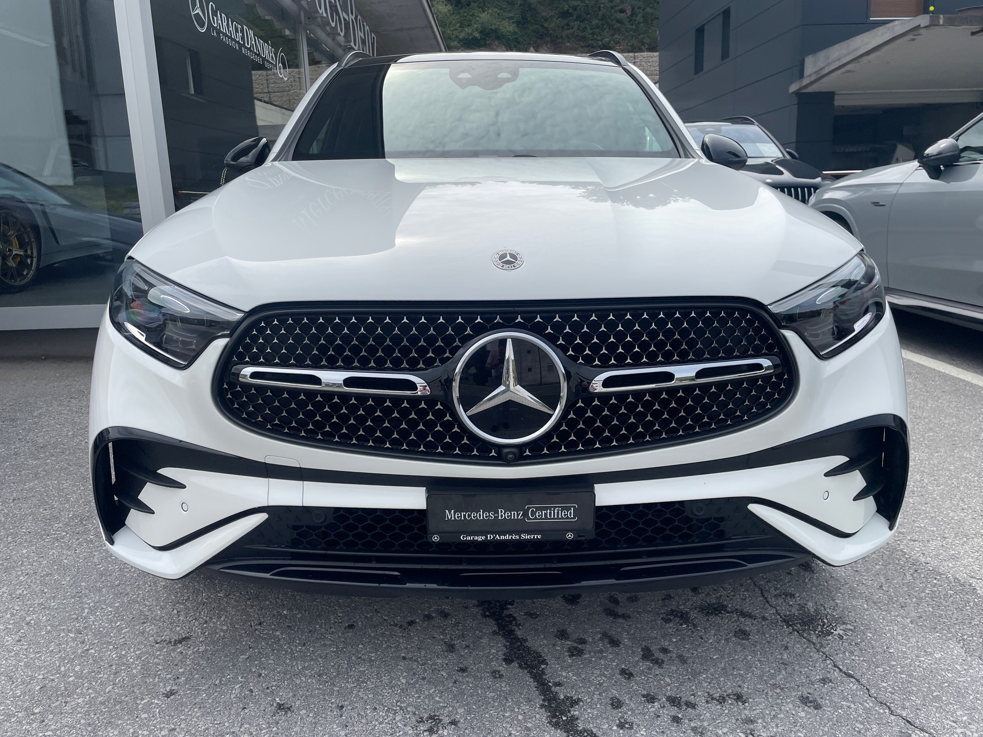 MERCEDES-BENZ GLC 220 d 4Matic 9G-Tronic AMG Line-showroom-element-1