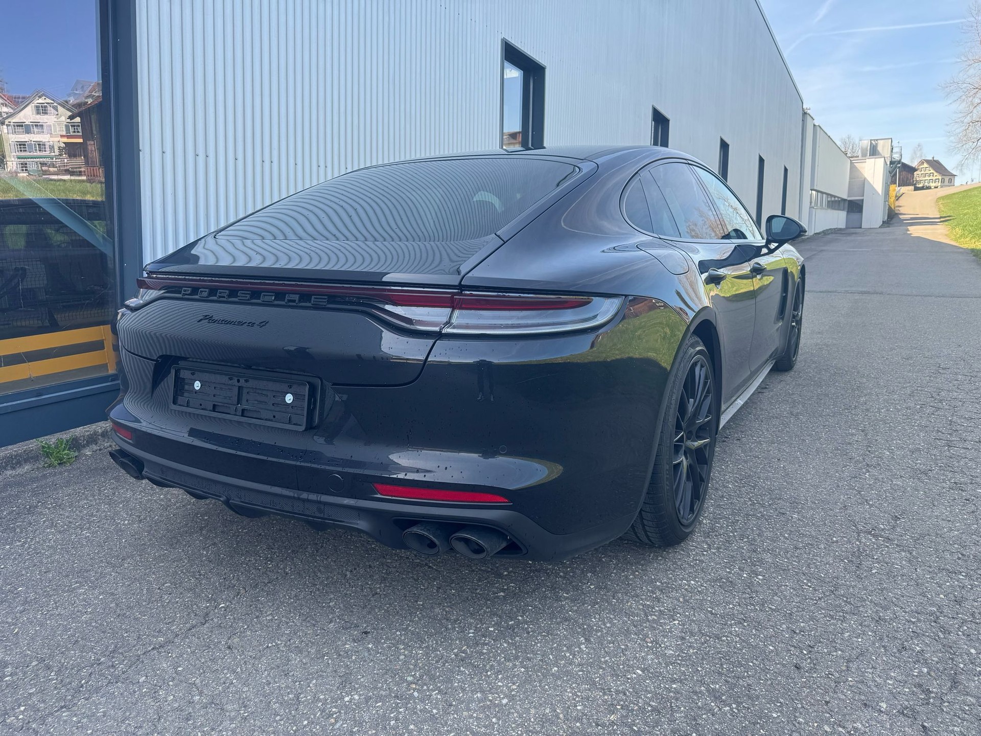PORSCHE Panamera 4 PDK-showroom-element-3