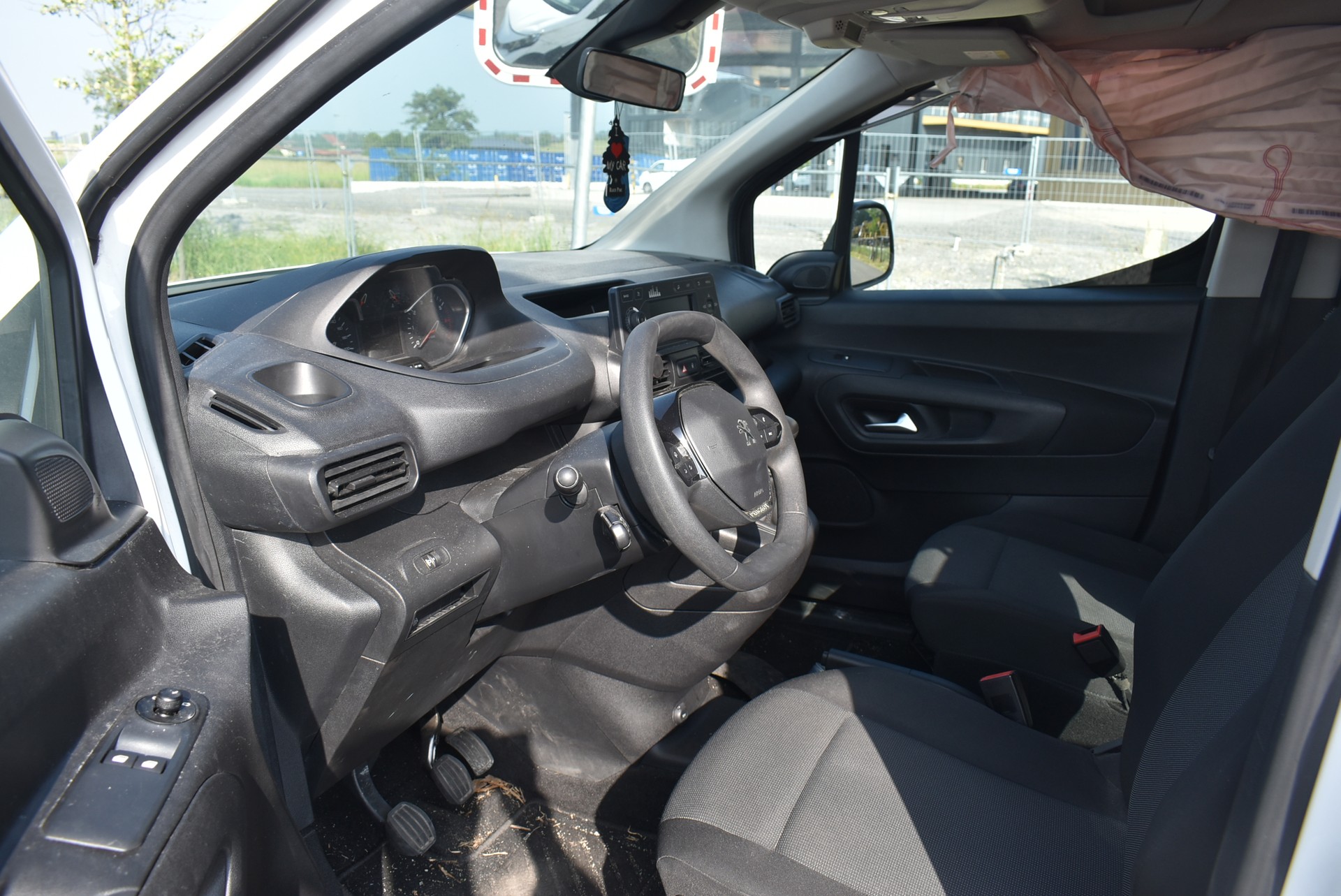 PEUGEOT Rifter 1.5 BlueHDi Active Pack-image-5