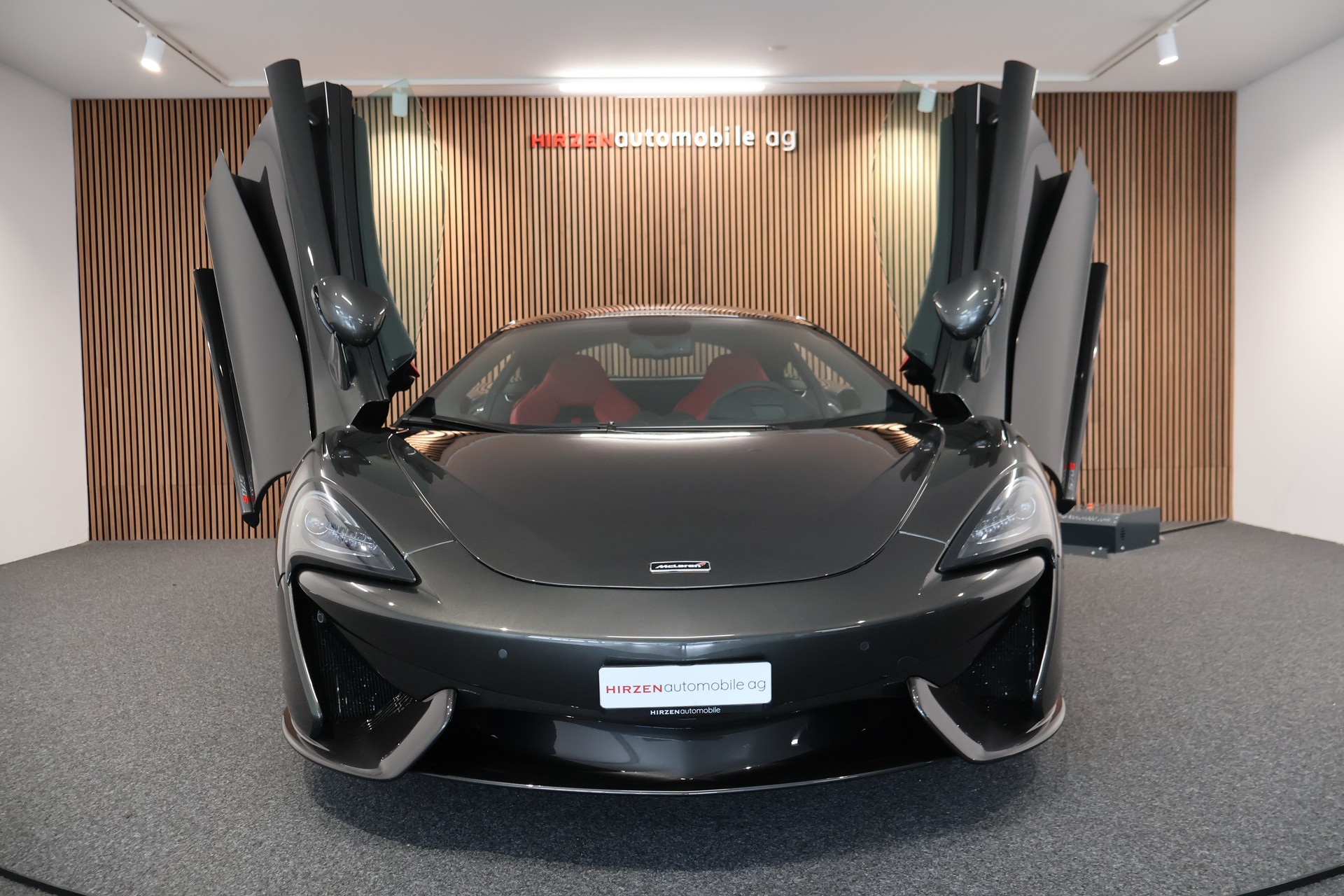 McLAREN 570S Coupé 3.8 V8 SSG-image-28