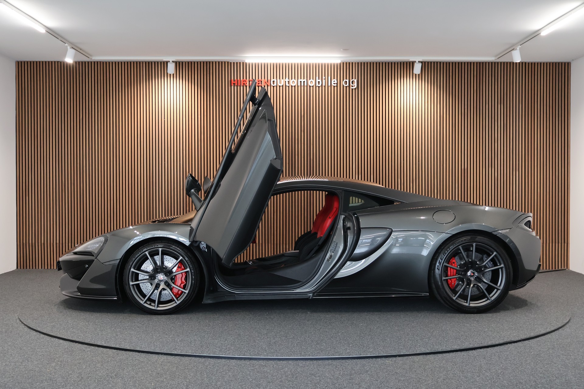 McLAREN 570S Coupé 3.8 V8 SSG-showroom-element-2