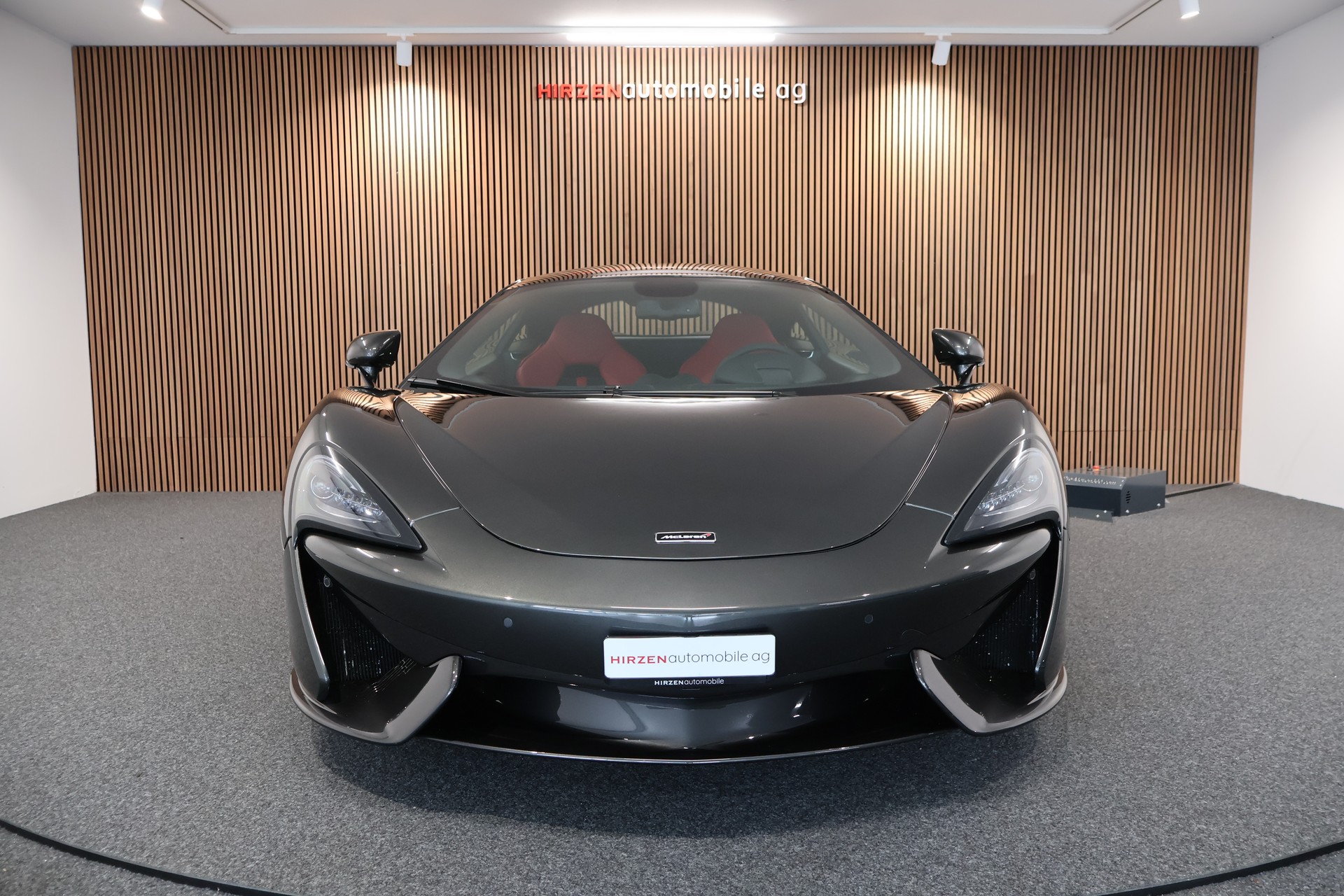 McLAREN 570S Coupé 3.8 V8 SSG-image-27