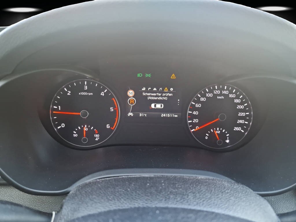KIA Optima 1.7 CRDi Style-image-12