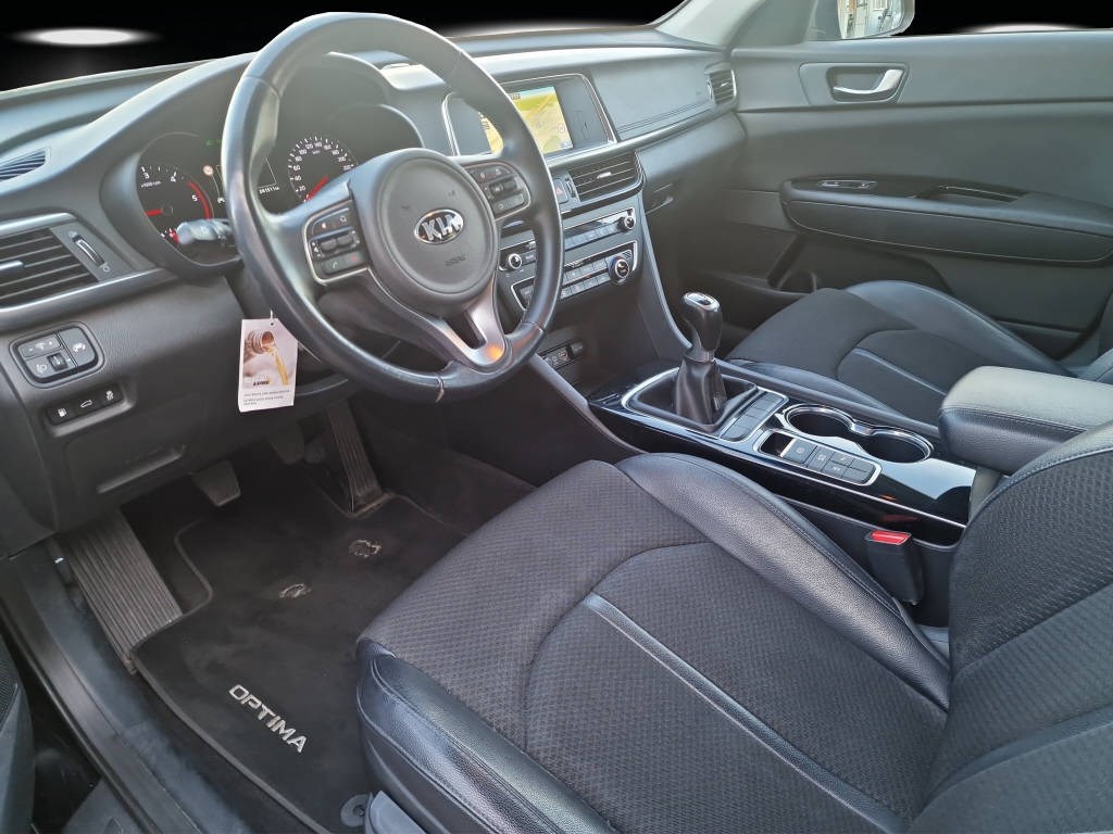 KIA Optima 1.7 CRDi Style-image-8