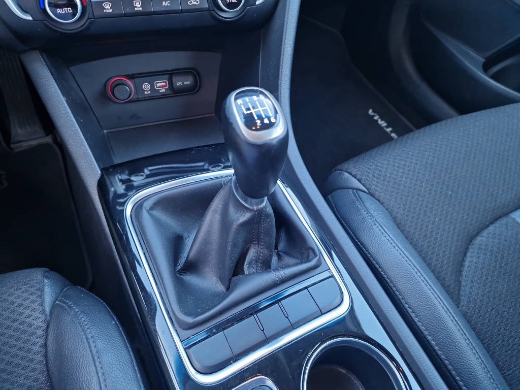 KIA Optima 1.7 CRDi Style-image-9
