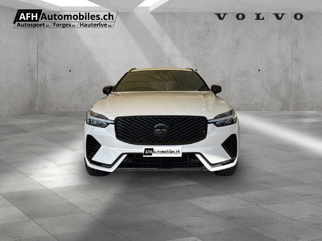 VOLVO XC60 2.0 T6 TE Black Edition-showroom-element-1