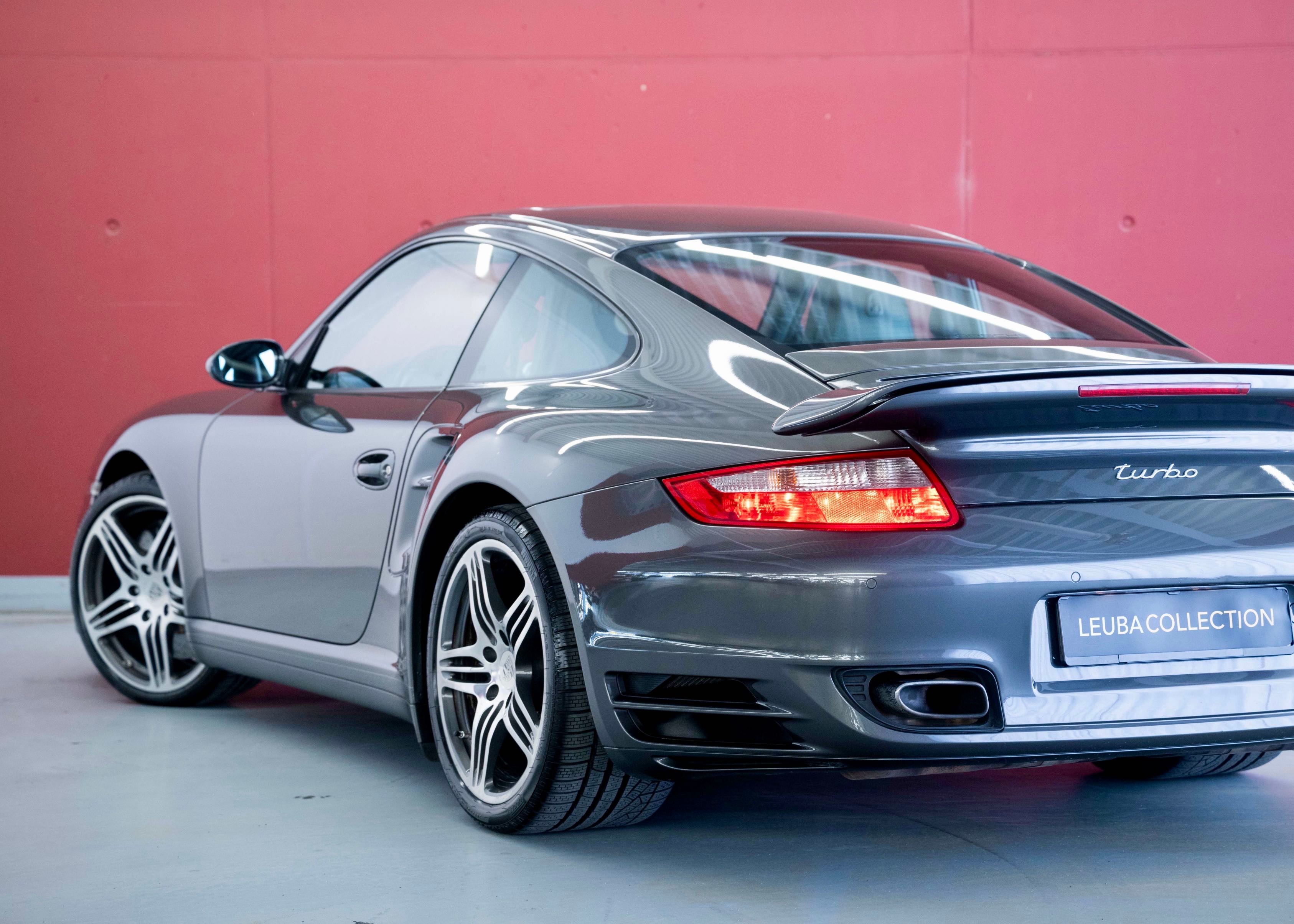 Image PORSCHE 911 911 Turbo Exclusive Manufacktur (Swiss car, fantastic condition, full Porsche service history)