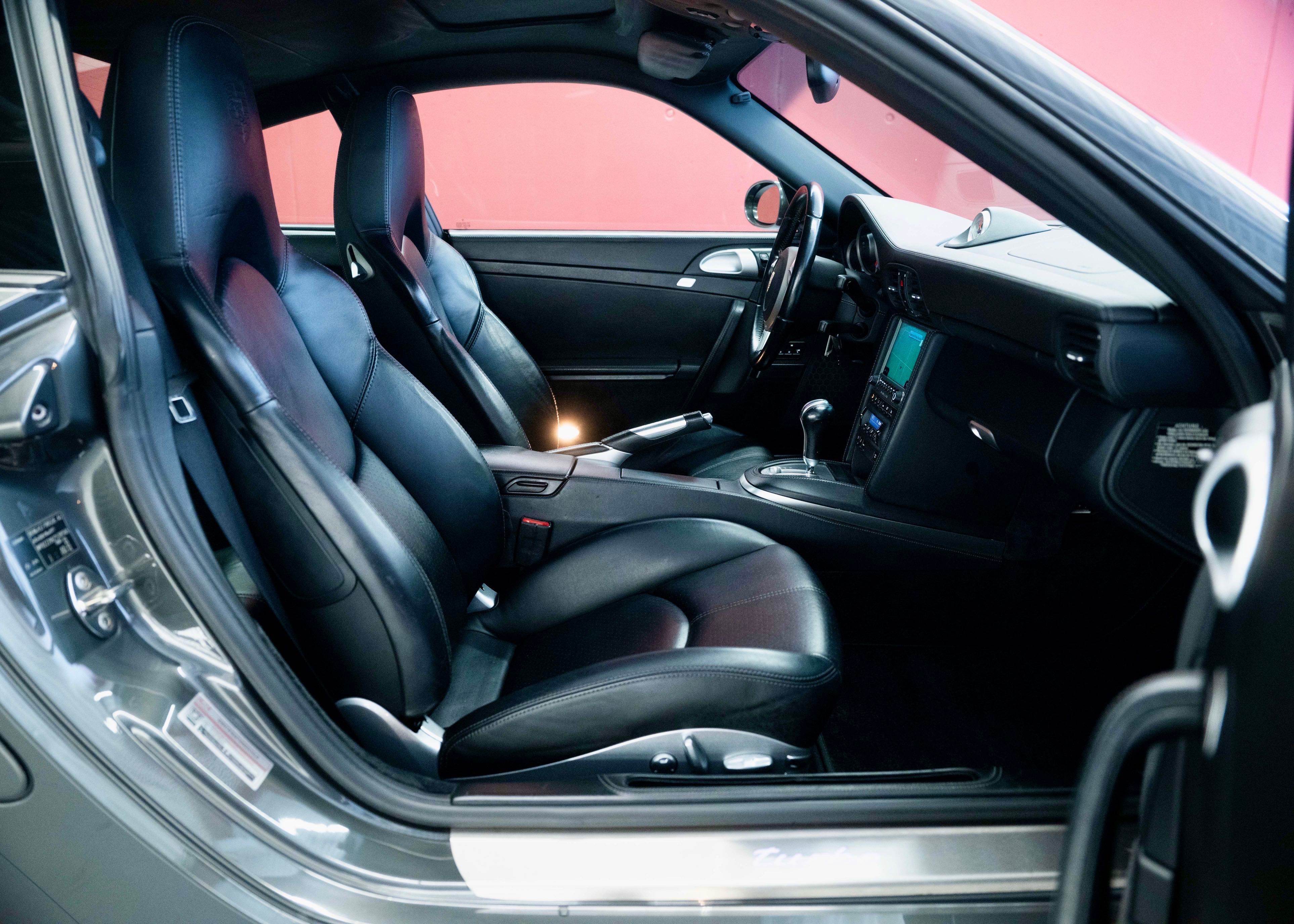 Image PORSCHE 911 911 Turbo Exclusive Manufacktur (Swiss car, fantastic condition, full Porsche service history)