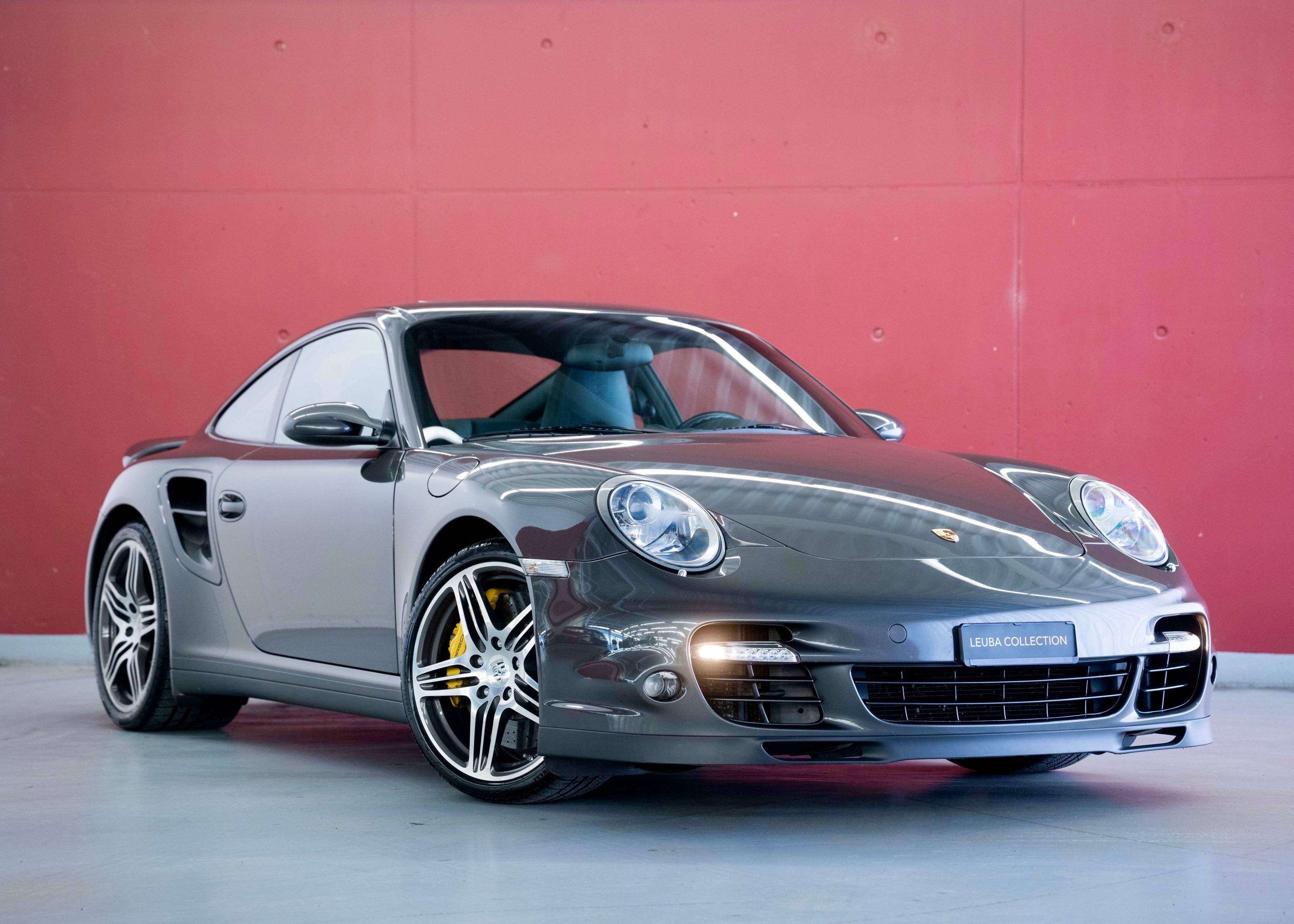 Photo PORSCHE 911 911 Turbo Exclusive Manufacktur (Swiss car, fantastic condition, full Porsche service history)