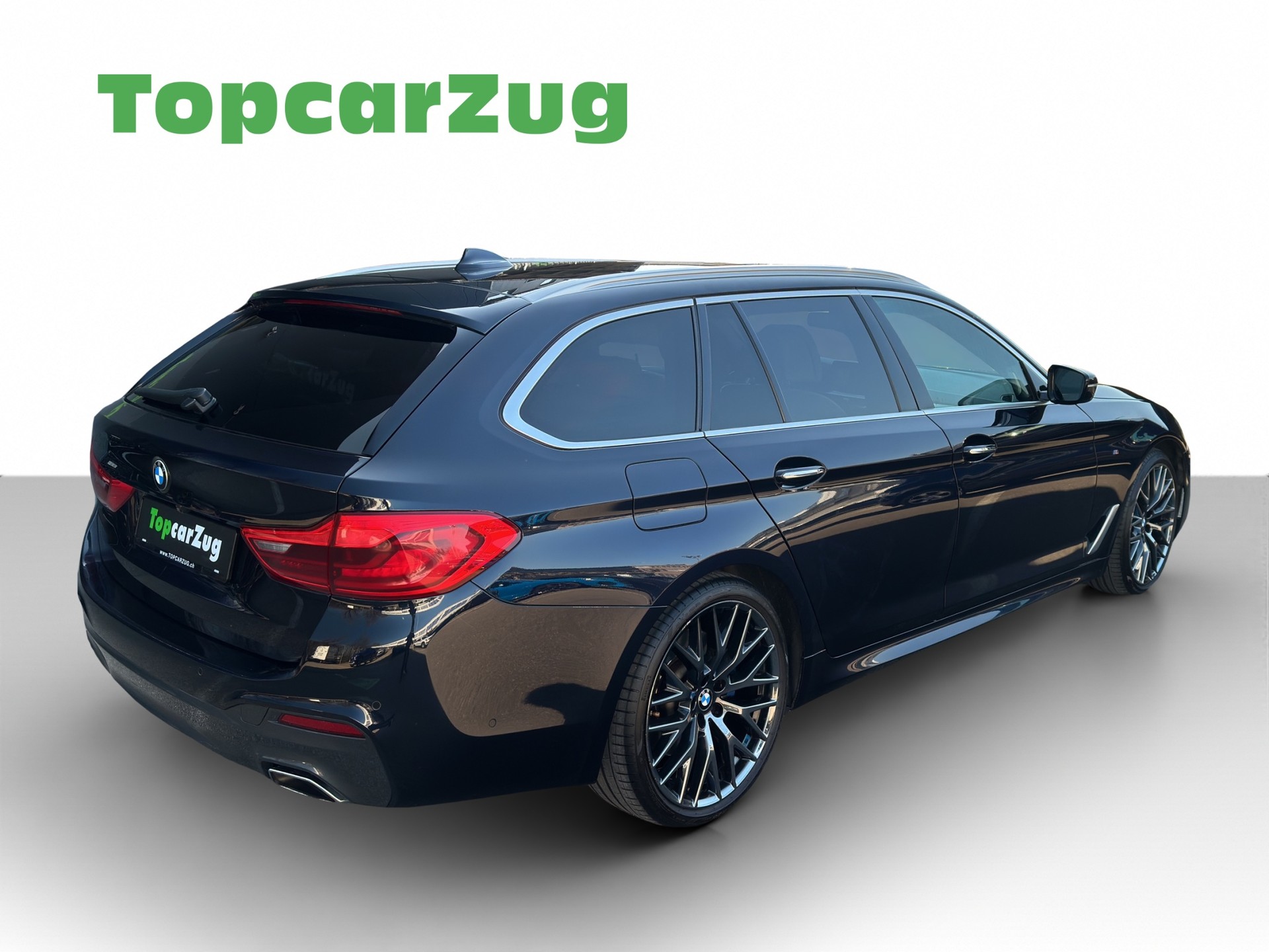 BMW 530i xDrive Touring Sport Line Steptronic-showroom-element-2