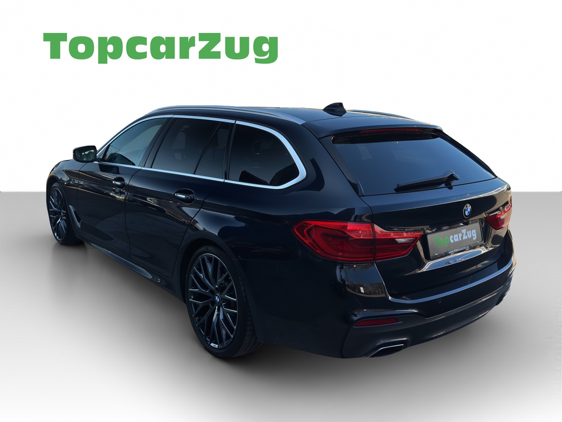 BMW 530i xDrive Touring Sport Line Steptronic-showroom-element-3