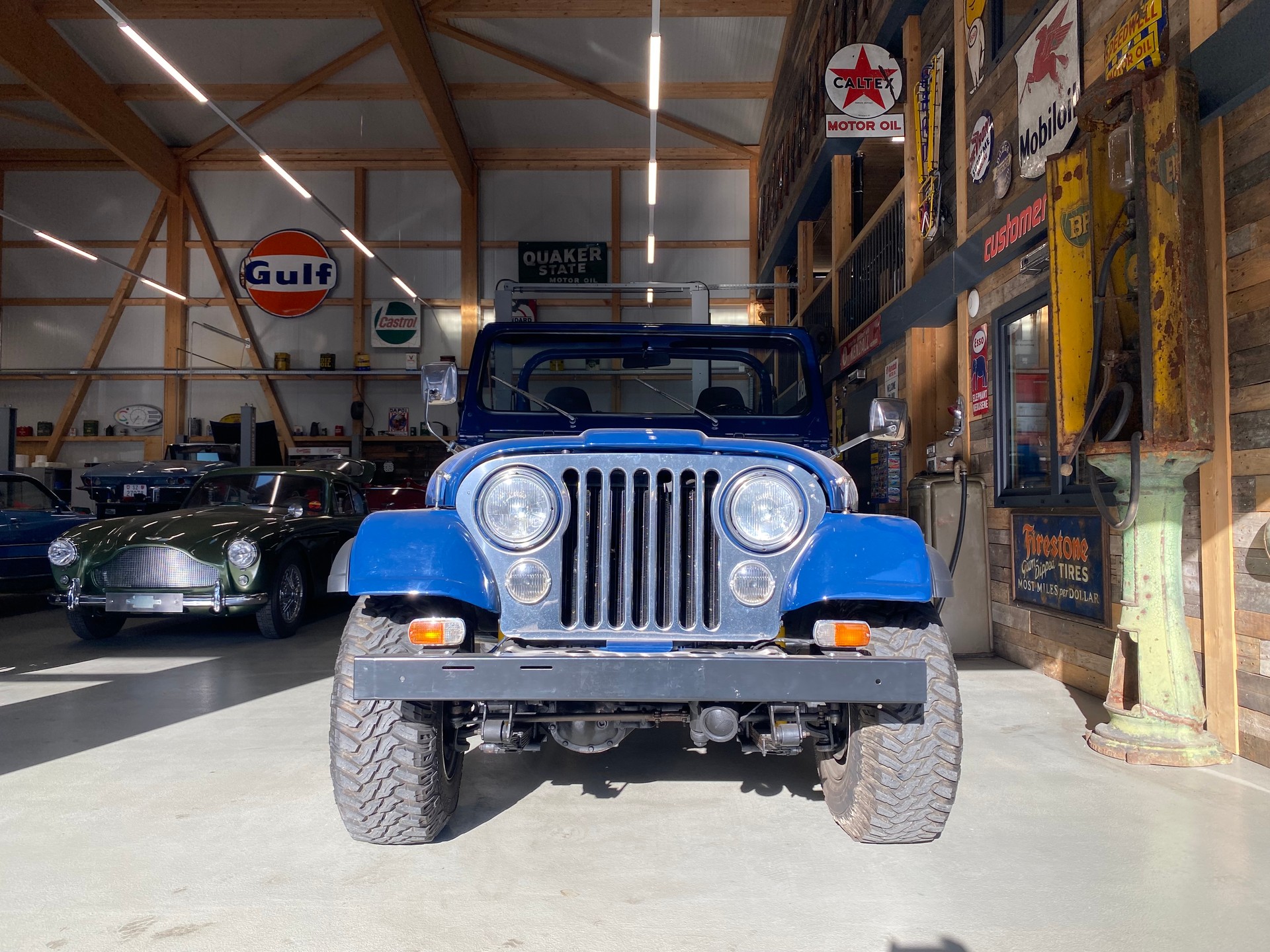JEEP Jeep CJ-7 Renegade V8 B/C Automatic-image-2