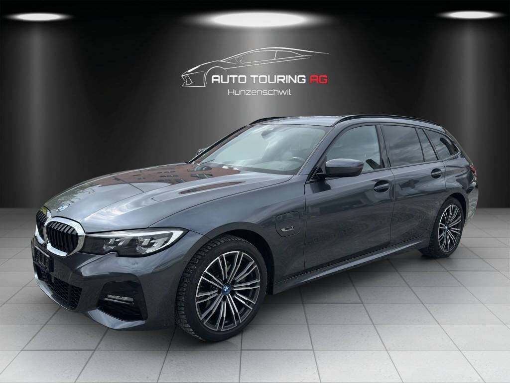 BMW 320e xDrive SAG M-Sport Touring-image-6