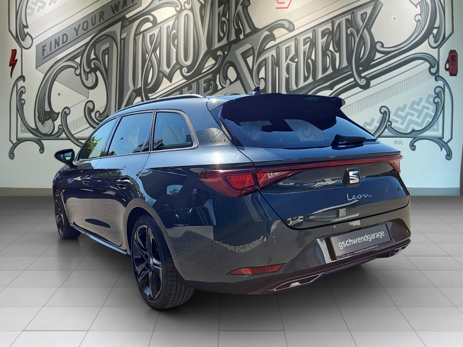 SEAT Leon ST 1.5 eTSI mHEV DSG 75 Edition-showroom-element-3