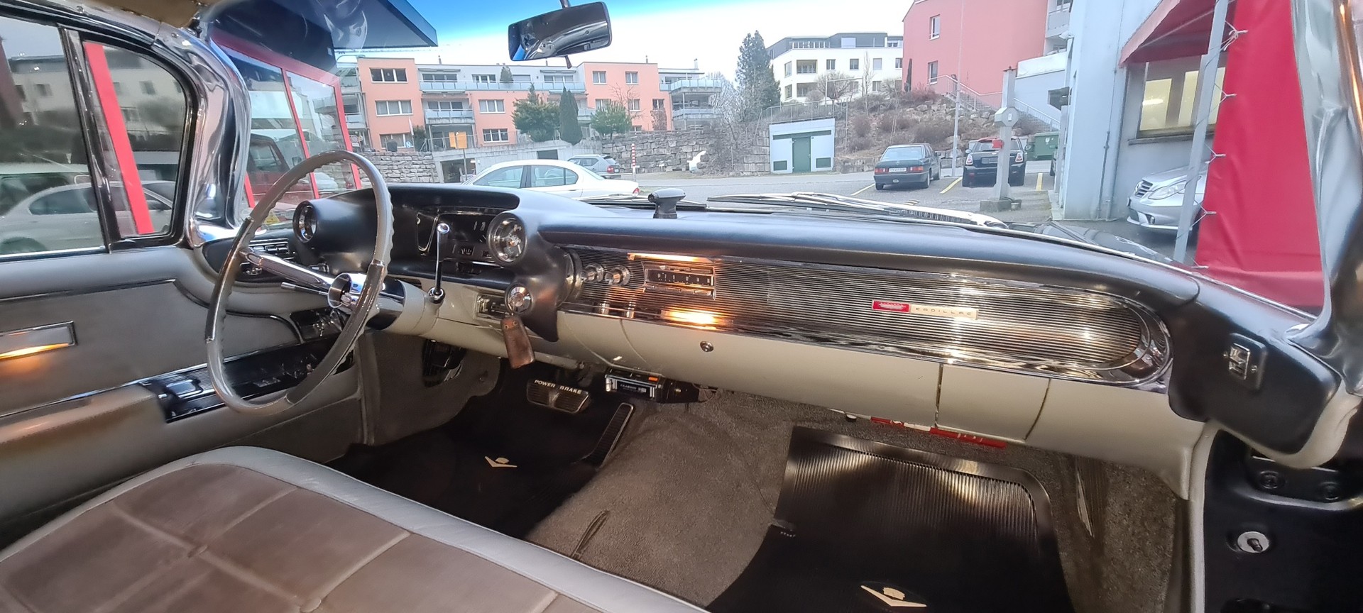CADILLAC Series 60 Fleetwood US-Botschafter Fahrzeug-image-6