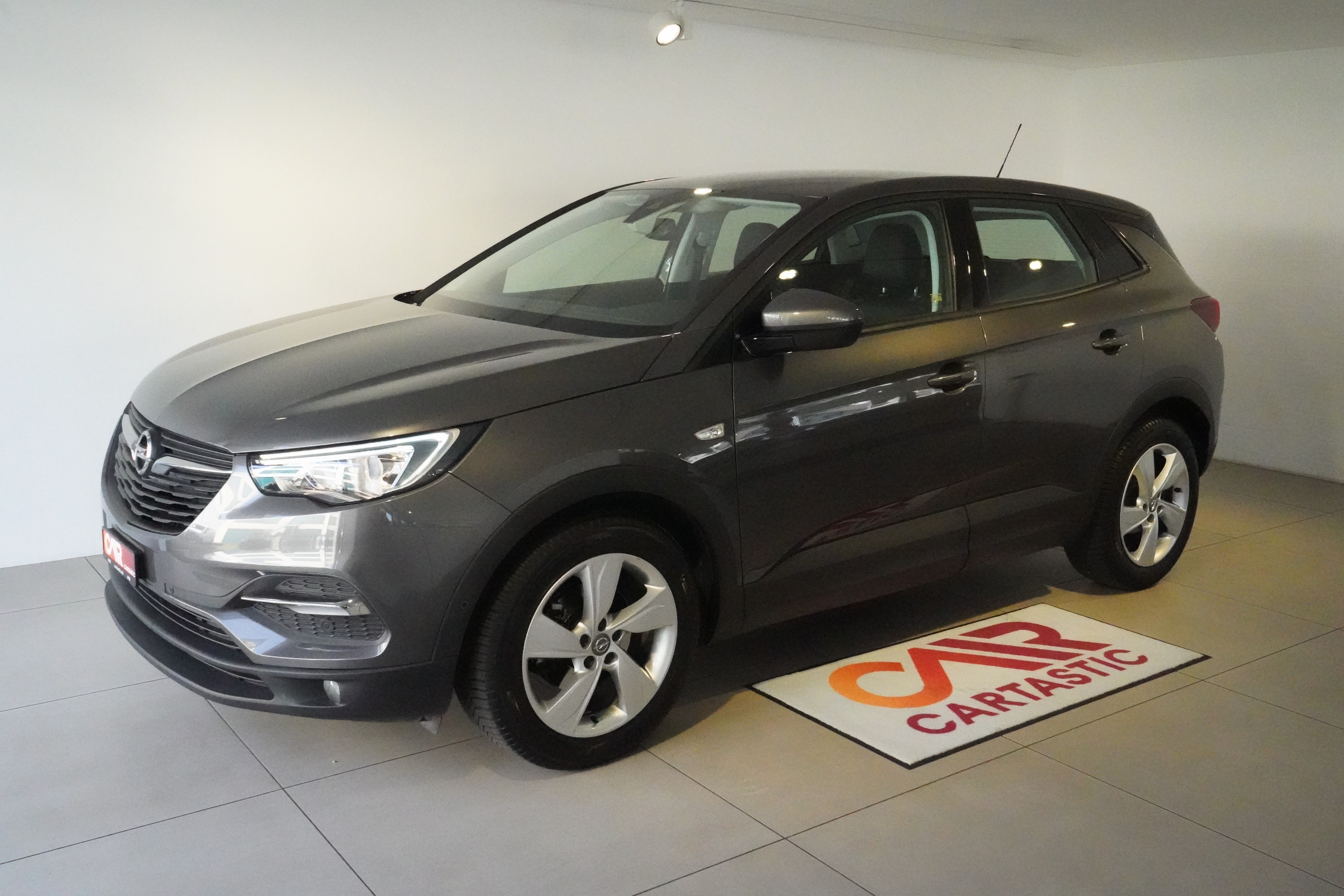 OPEL Grandland X 1.2i TP Enjoy (SUV / Gelndewagen)