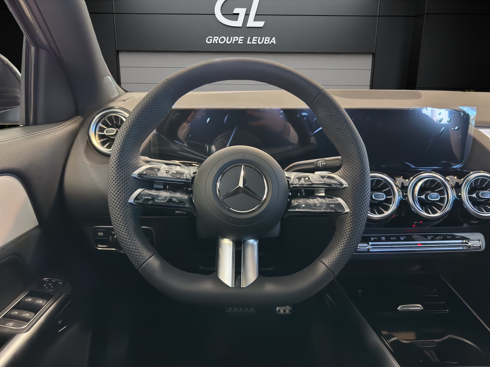 Image MERCEDES-BENZ GLA-220 GLA 220 4Matic 8G-DCT