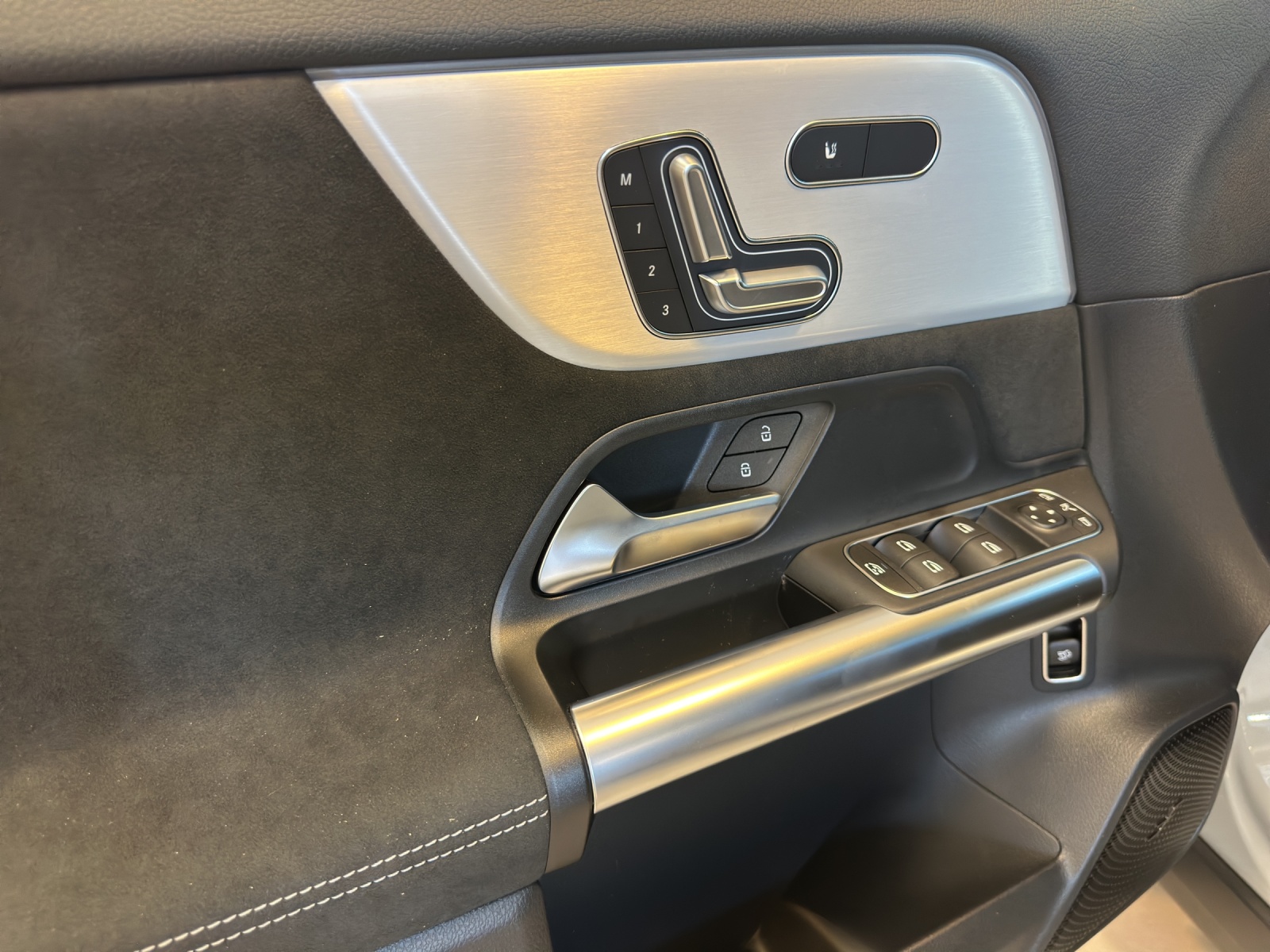 Image MERCEDES-BENZ GLA-220 GLA 220 4Matic 8G-DCT