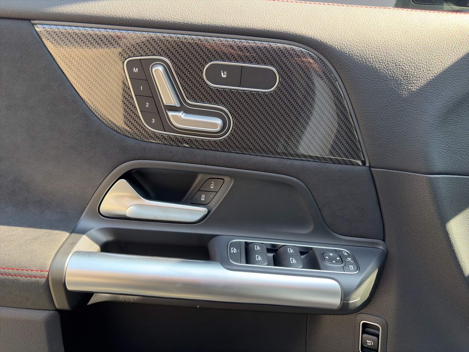 Image MERCEDES-BENZ GLA-220 GLA 220 4Matic 8G-DCT