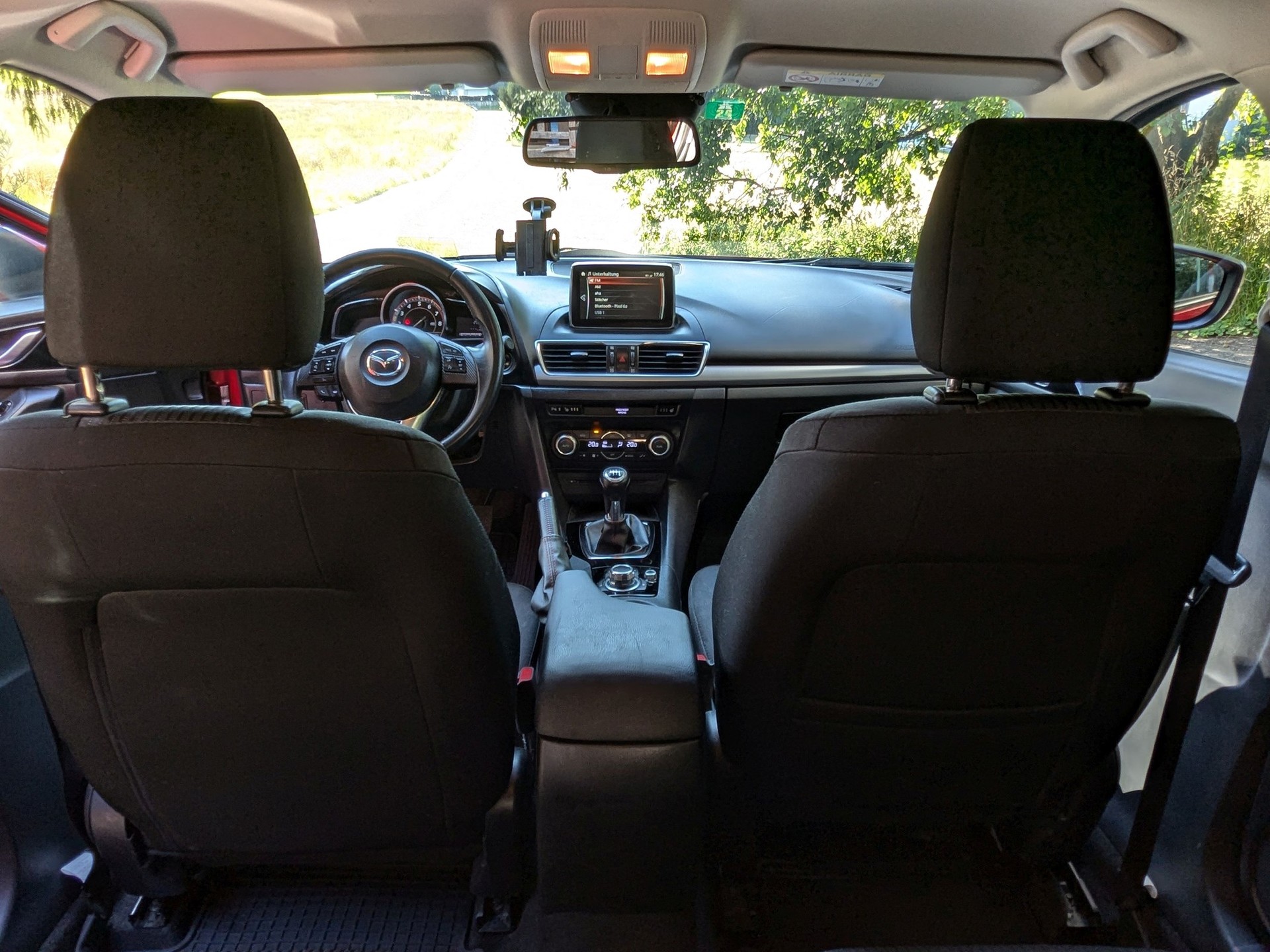 MAZDA 3 2.0 16V Revolution-image-4
