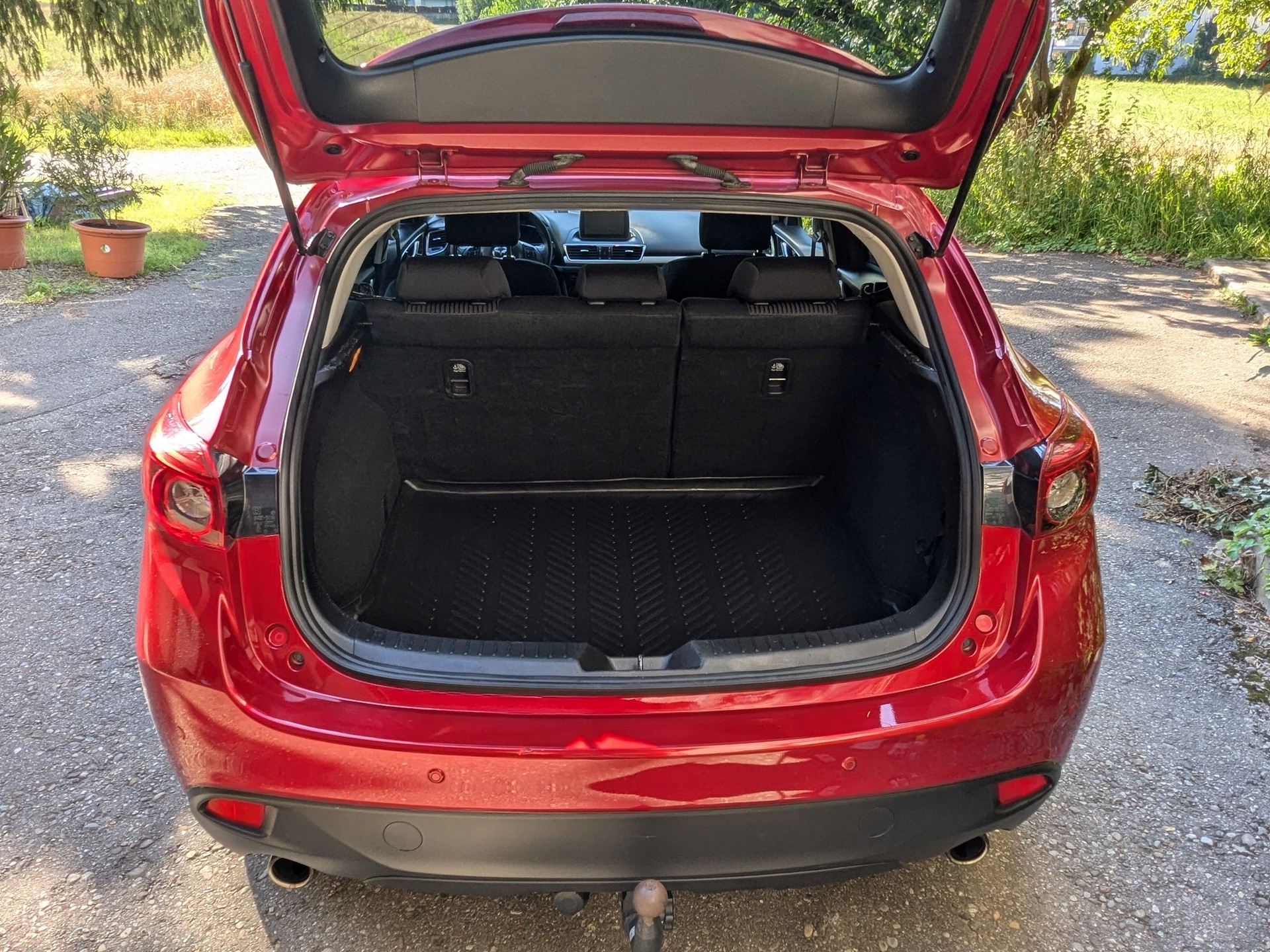 MAZDA 3 2.0 16V Revolution-image-14