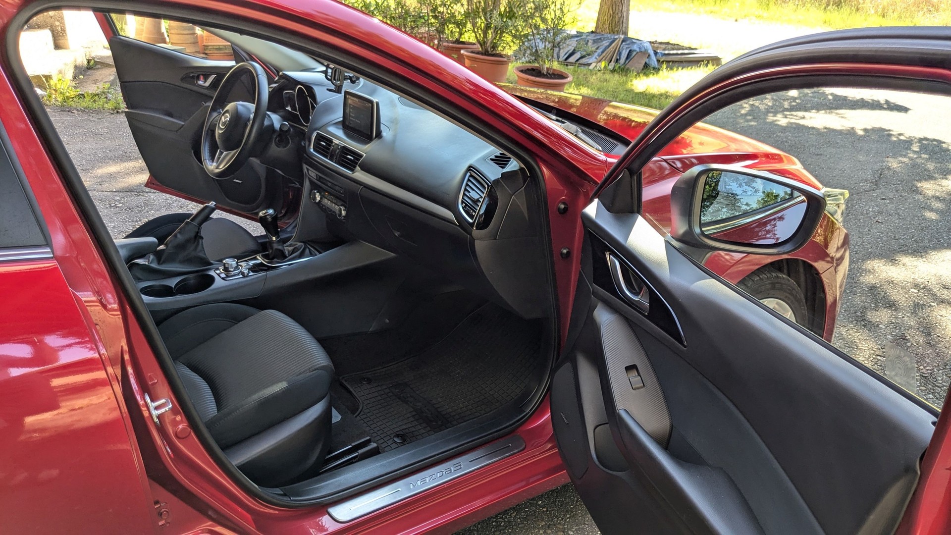 MAZDA 3 2.0 16V Revolution-image-13