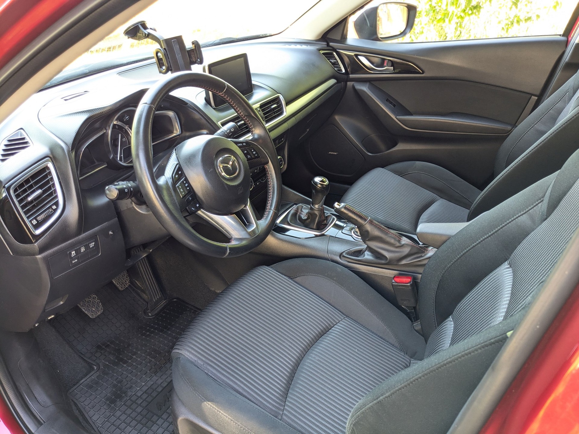 MAZDA 3 2.0 16V Revolution-image-3