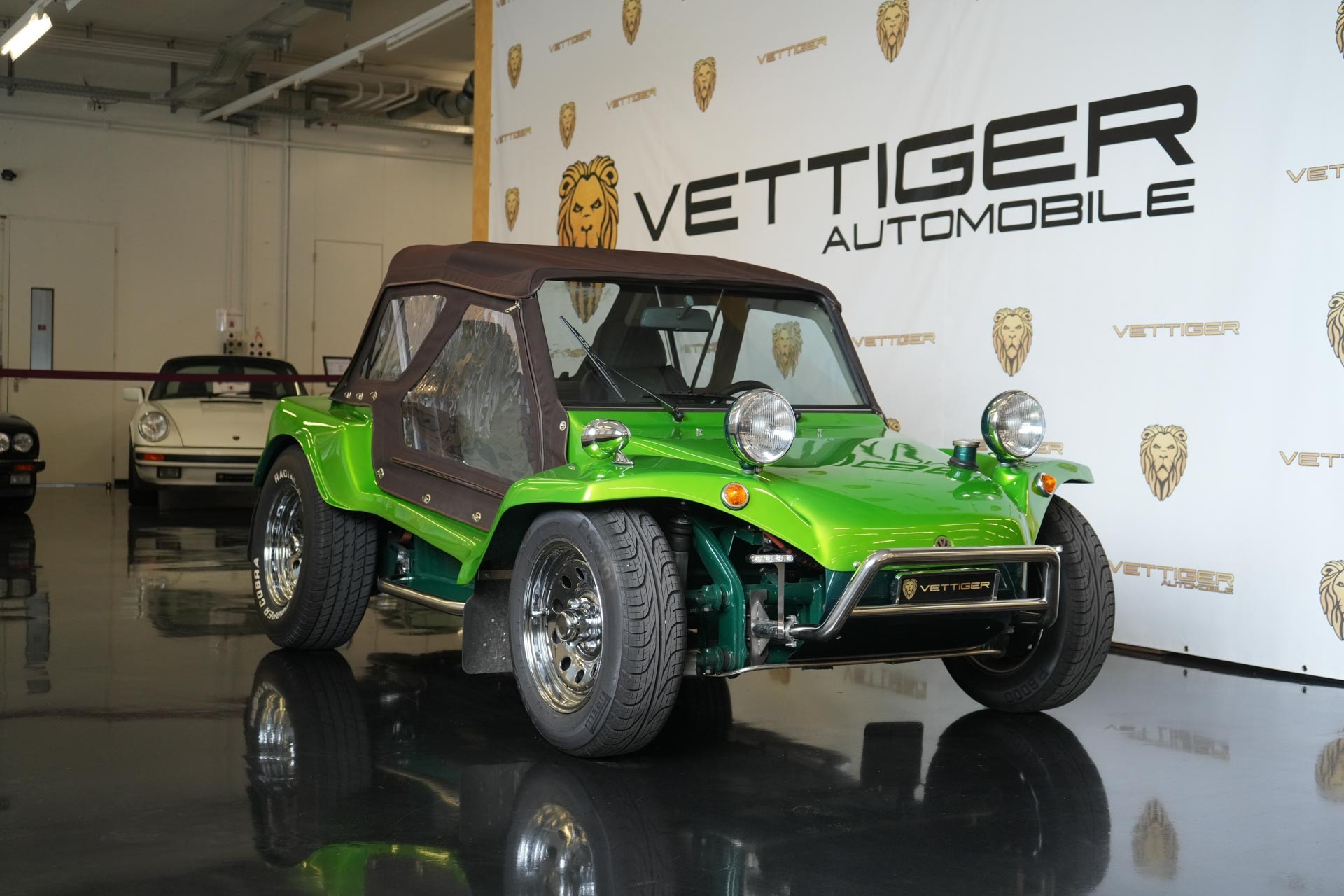 VW SWISS-BUGGY-showroom-element-1
