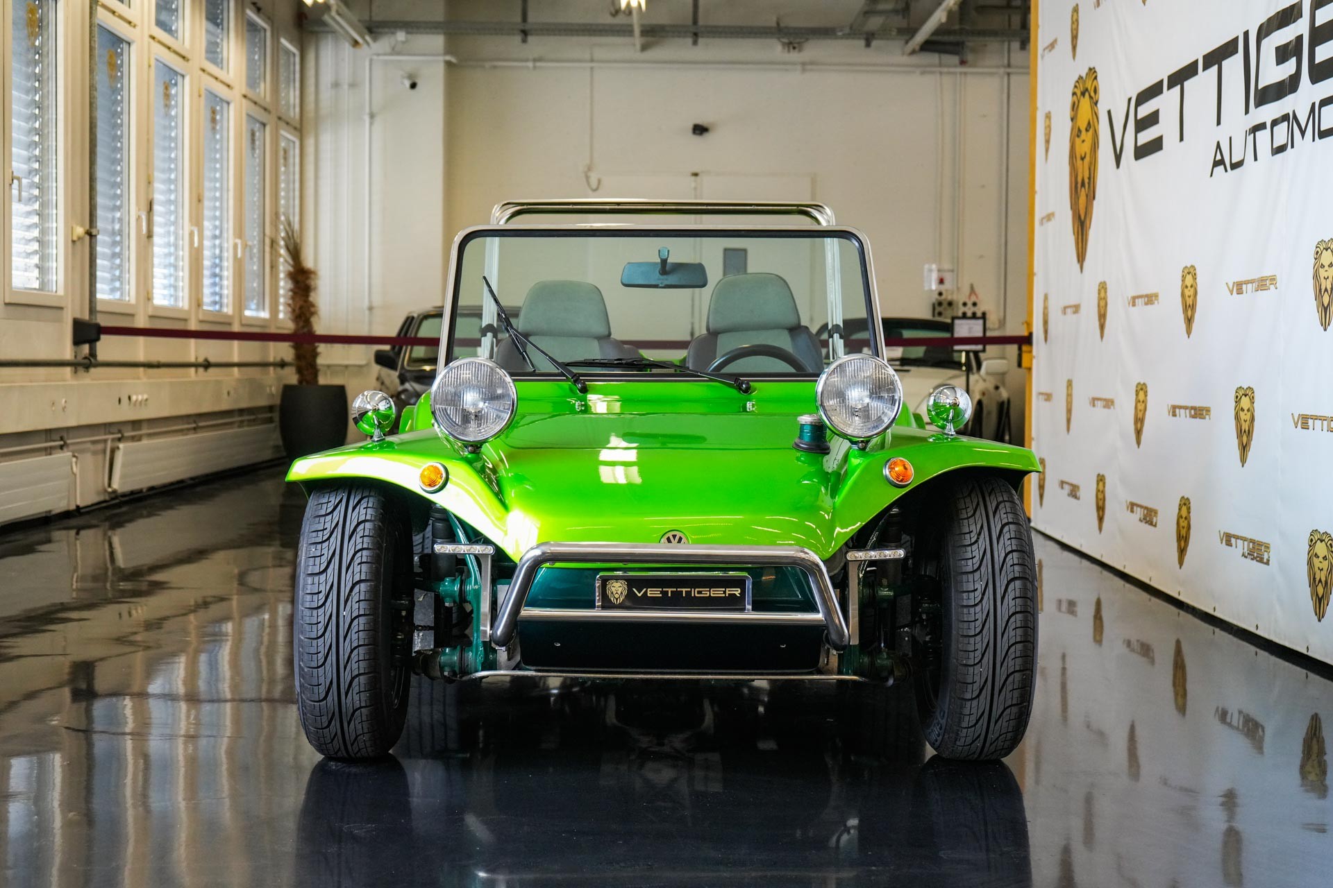 VW SWISS-BUGGY-showroom-element-2